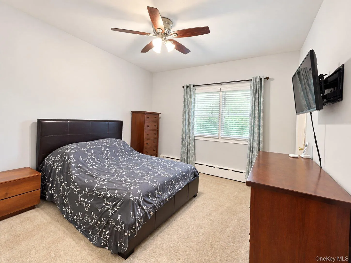20 Munson Place, Hempstead, NY, 2 Bedrooms Bedrooms, 6 Rooms Rooms,1 BathroomBathrooms,Residential,For Rent,Munson,0,1057898 20 Munson Place, Hempstead, NY, 2 Bedrooms Bedrooms, 6 Rooms Rooms,1 BathroomBathrooms,Residential,For Rent,Munson,0,1057898