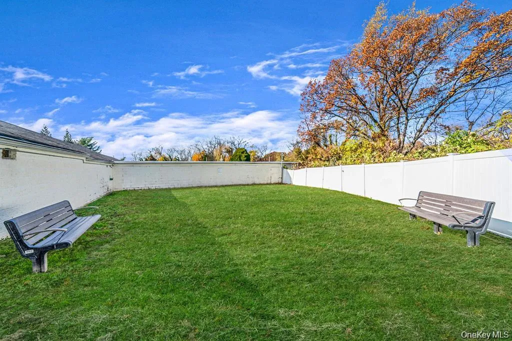 8 Terrace Circle, North Hempstead, NY, 1 Bedroom Bedrooms, 4 Rooms Rooms,1 BathroomBathrooms,Residential,For Rent,Terrace Circle,0,1057899 8 Terrace Circle, North Hempstead, NY, 1 Bedroom Bedrooms, 4 Rooms Rooms,1 BathroomBathrooms,Residential,For Rent,Terrace Circle,0,1057899
