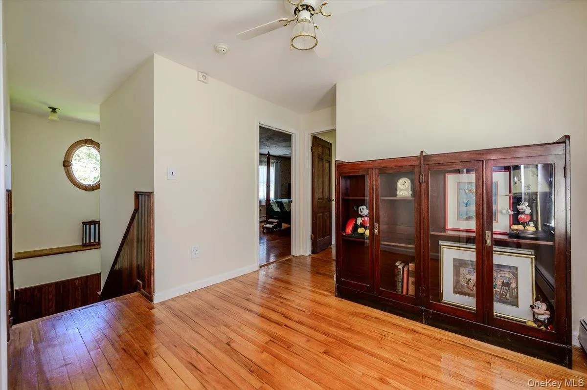 1924 Louis Kossuth Avenue, Islip, NY, 3 Bedrooms Bedrooms, 6 Rooms Rooms,2 BathroomsBathrooms,Residential,For Rent,Louis Kossuth,0,1057903 1924 Louis Kossuth Avenue, Islip, NY, 3 Bedrooms Bedrooms, 6 Rooms Rooms,2 BathroomsBathrooms,Residential,For Rent,Louis Kossuth,0,1057903