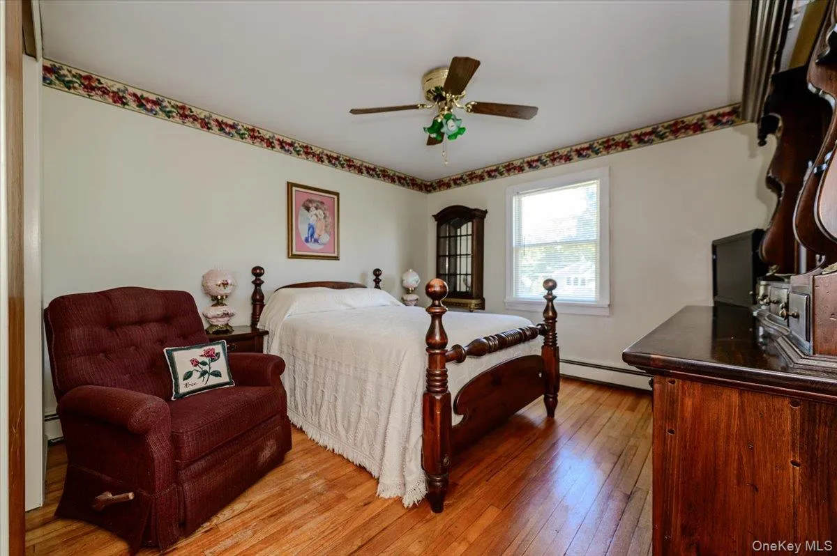 1924 Louis Kossuth Avenue, Islip, NY, 3 Bedrooms Bedrooms, 6 Rooms Rooms,2 BathroomsBathrooms,Residential,For Rent,Louis Kossuth,0,1057903 1924 Louis Kossuth Avenue, Islip, NY, 3 Bedrooms Bedrooms, 6 Rooms Rooms,2 BathroomsBathrooms,Residential,For Rent,Louis Kossuth,0,1057903