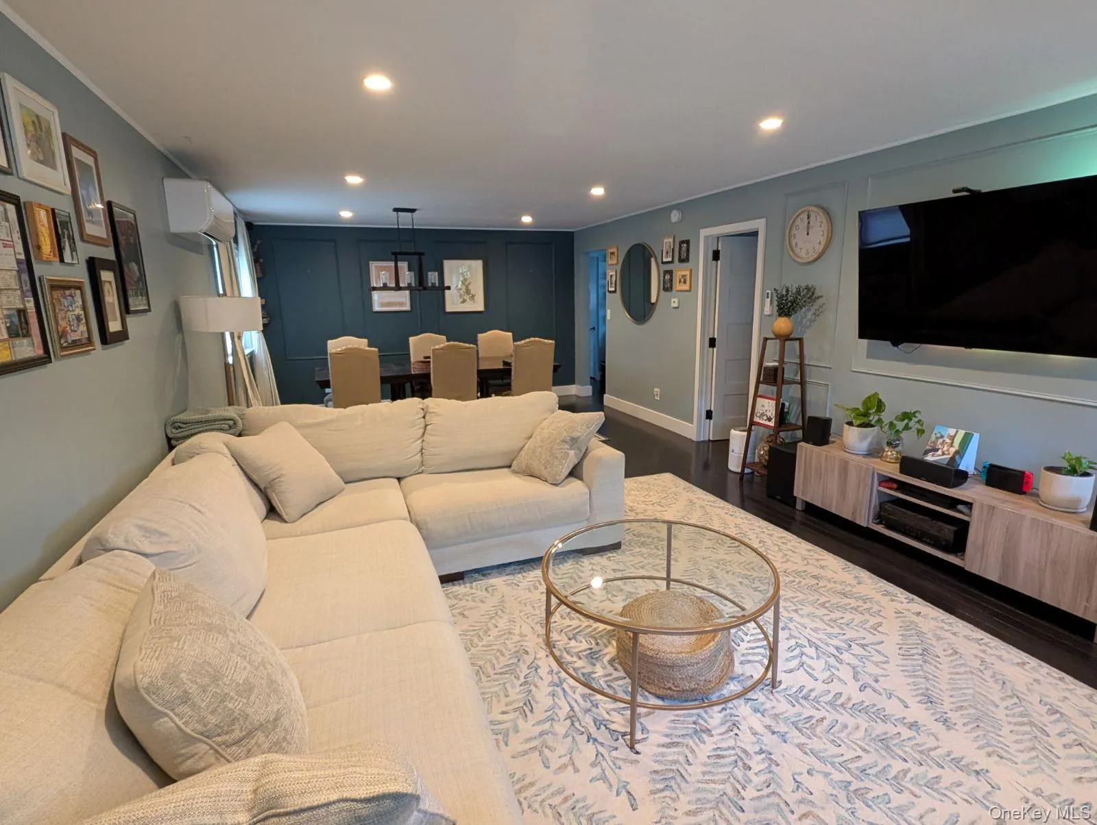 20 Sylvester Place, Hempstead, NY, 2 Bedroom Bedrooms, 5 Room Rooms,1 BathroomBathrooms,Residential Lease,For Rent,Sylvester,0,1057909 20 Sylvester Place, Hempstead, NY, 2 Bedroom Bedrooms, 5 Room Rooms,1 BathroomBathrooms,Residential Lease,For Rent,Sylvester,0,1057909