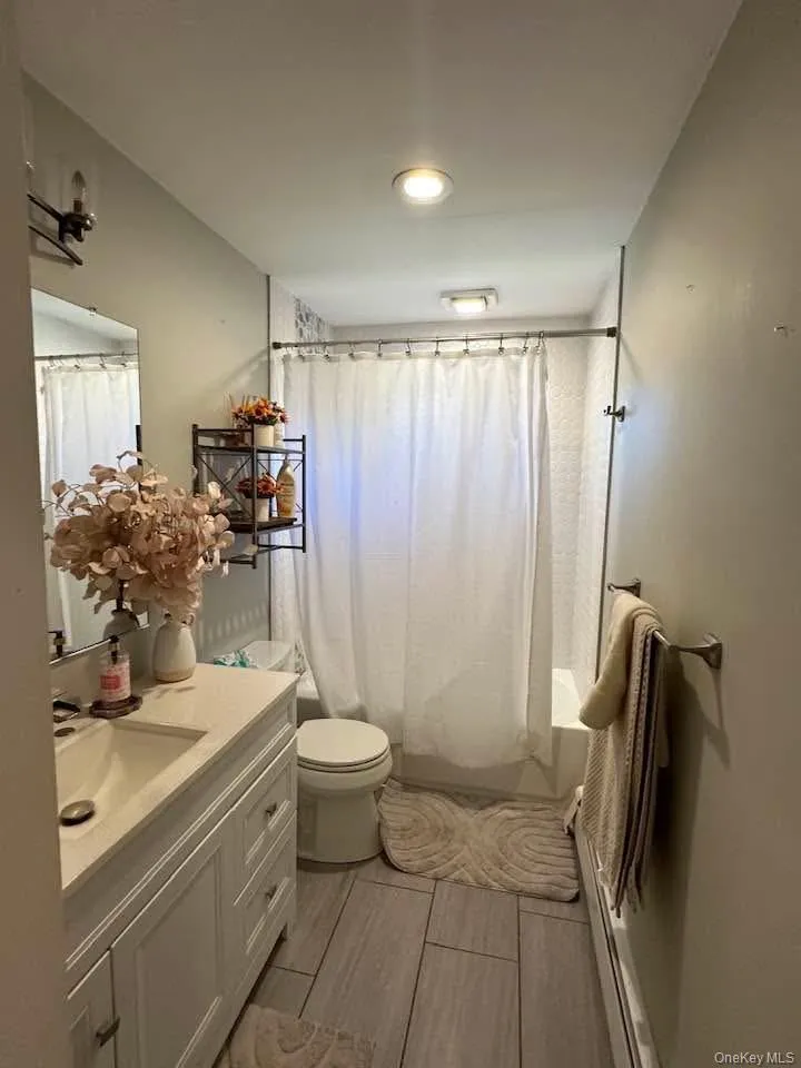 45 Robinwood Street, Brookhaven, NY, 5 Bedrooms Bedrooms, 10 Rooms Rooms,2 BathroomsBathrooms,Residential,For Rent,Robinwood,0,1057912 45 Robinwood Street, Brookhaven, NY, 5 Bedrooms Bedrooms, 10 Rooms Rooms,2 BathroomsBathrooms,Residential,For Rent,Robinwood,0,1057912