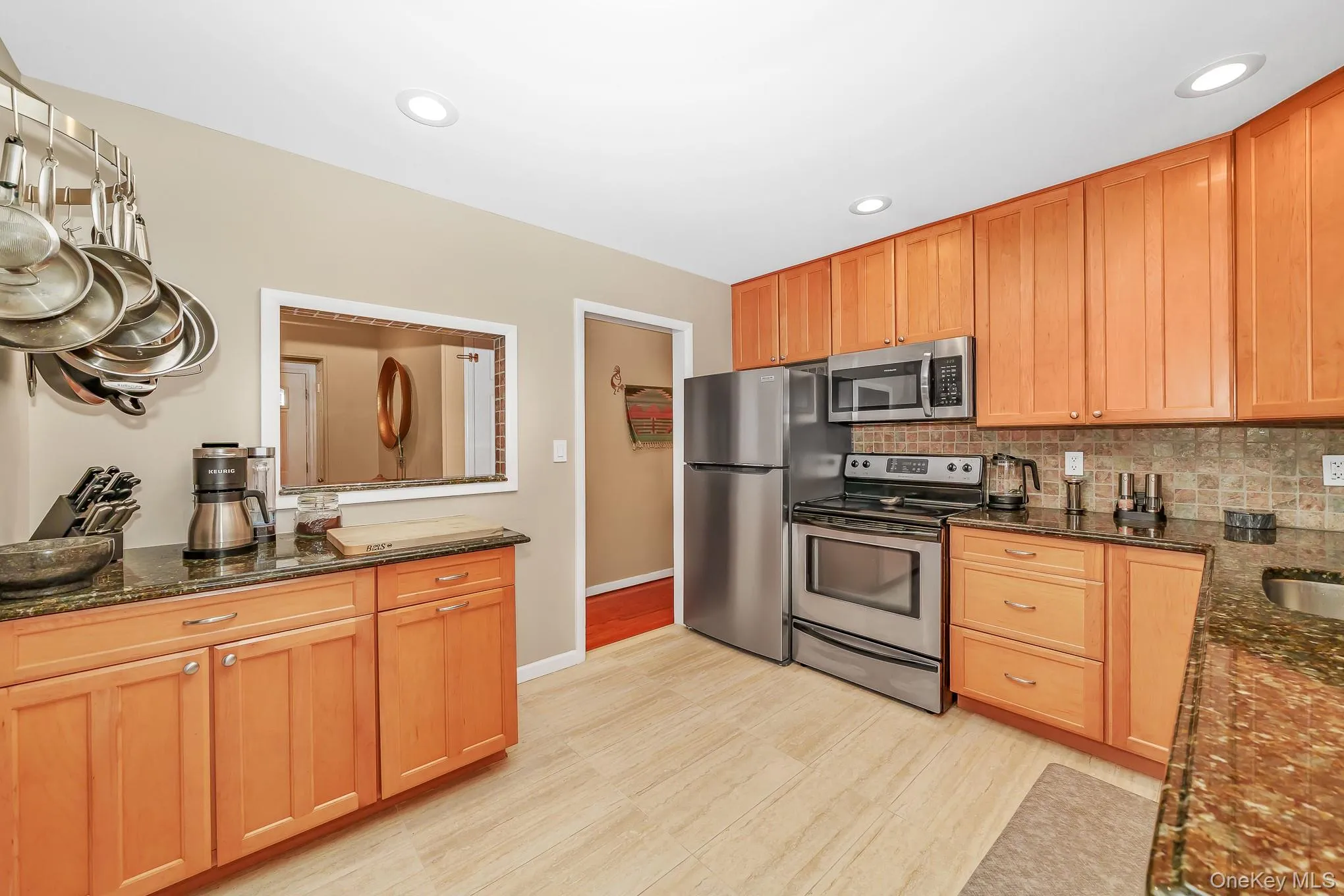 680 Harrison Avenue, Hempstead, NY, 3 Bedrooms Bedrooms, 6 Rooms Rooms,2 BathroomsBathrooms,Residential,For Rent,Harrison,0,1057914 680 Harrison Avenue, Hempstead, NY, 3 Bedrooms Bedrooms, 6 Rooms Rooms,2 BathroomsBathrooms,Residential,For Rent,Harrison,0,1057914