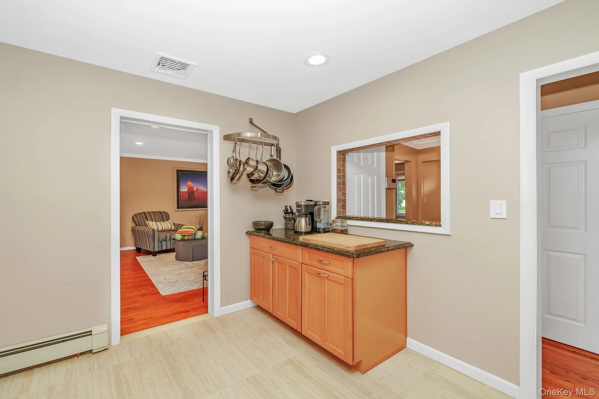 680 Harrison Avenue, Hempstead, NY, 3 Bedrooms Bedrooms, 6 Rooms Rooms,2 BathroomsBathrooms,Residential,For Rent,Harrison,0,1057914 680 Harrison Avenue, Hempstead, NY, 3 Bedrooms Bedrooms, 6 Rooms Rooms,2 BathroomsBathrooms,Residential,For Rent,Harrison,0,1057914