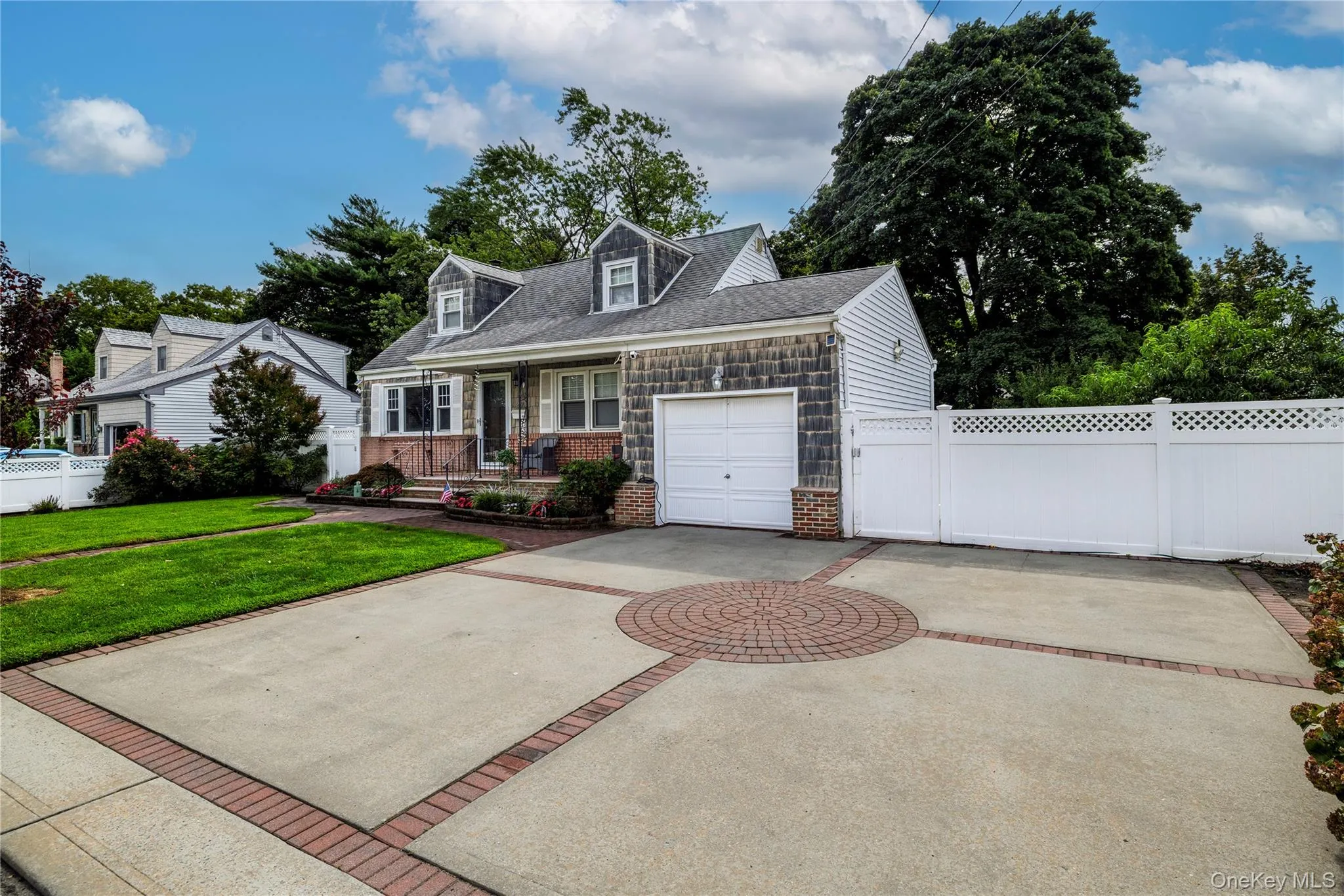 296 Heathcote Road, Babylon, NY, 4 Bedrooms Bedrooms, 8 Rooms Rooms,1 BathroomBathrooms,Residential,For Rent,Heathcote,0,1057917 296 Heathcote Road, Babylon, NY, 4 Bedrooms Bedrooms, 8 Rooms Rooms,1 BathroomBathrooms,Residential,For Rent,Heathcote,0,1057917