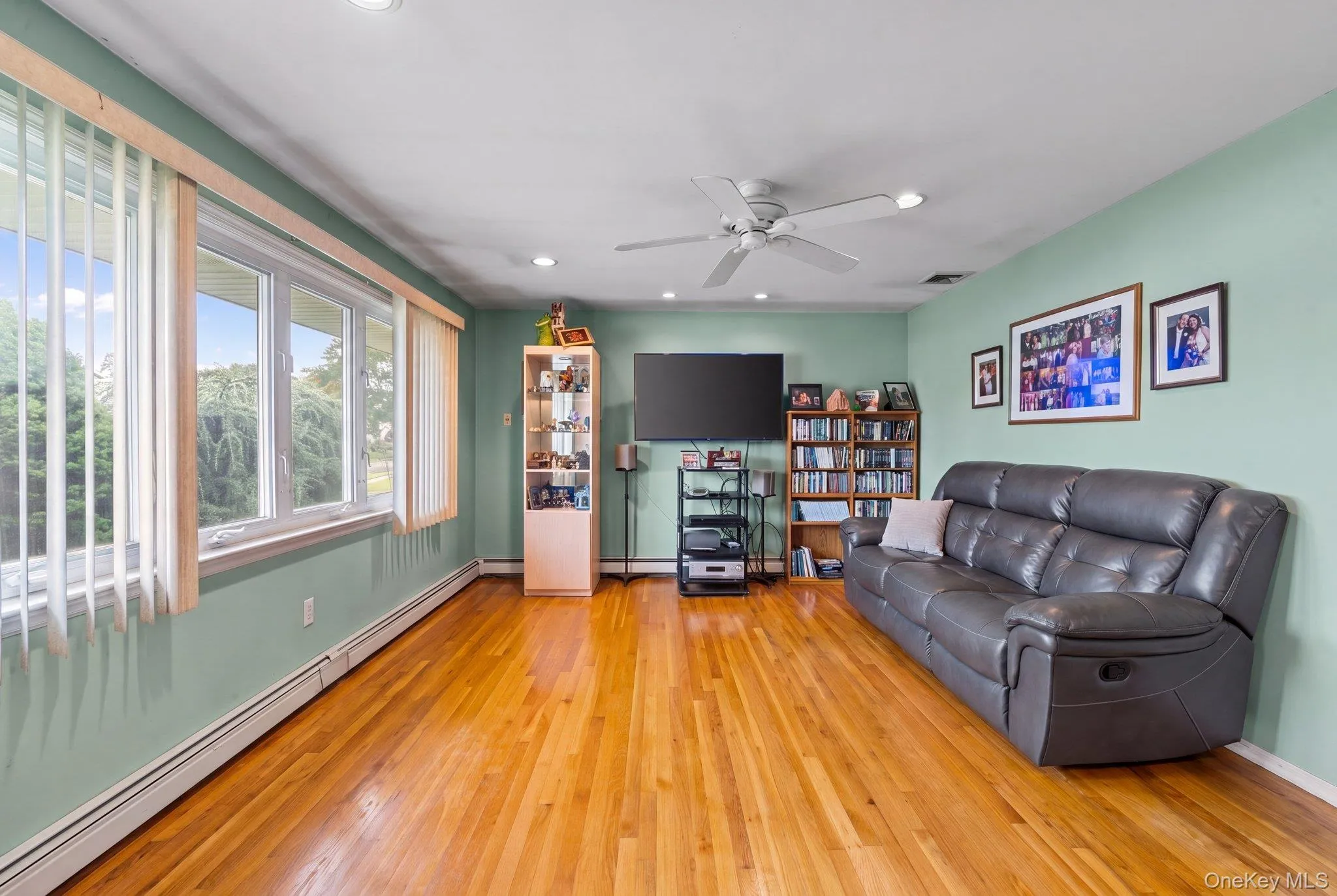 3866 Drake Street, Hempstead, NY, 3 Bedrooms Bedrooms, 6 Rooms Rooms,1 BathroomBathrooms,Residential,For Rent,Drake,0,1057928 3866 Drake Street, Hempstead, NY, 3 Bedrooms Bedrooms, 6 Rooms Rooms,1 BathroomBathrooms,Residential,For Rent,Drake,0,1057928