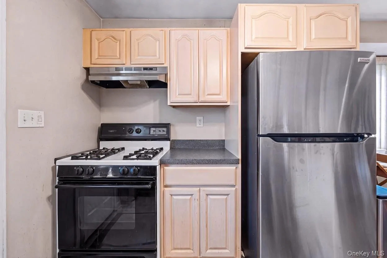 3866 Drake Street, Hempstead, NY, 3 Bedrooms Bedrooms, 6 Rooms Rooms,1 BathroomBathrooms,Residential,For Rent,Drake,0,1057928 3866 Drake Street, Hempstead, NY, 3 Bedrooms Bedrooms, 6 Rooms Rooms,1 BathroomBathrooms,Residential,For Rent,Drake,0,1057928