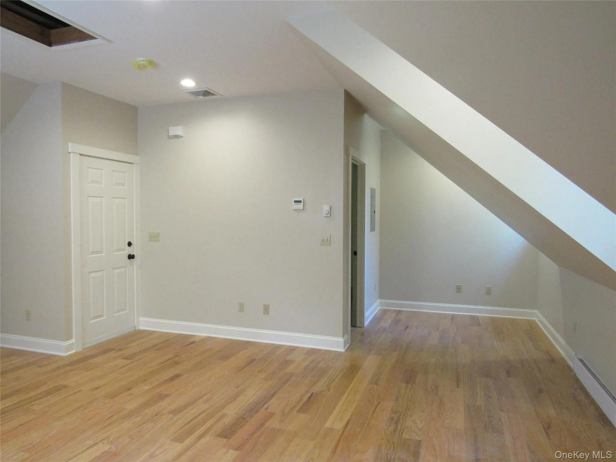 Open concept living Rm is open to Kitchen Open concept living Rm is open to Kitchen