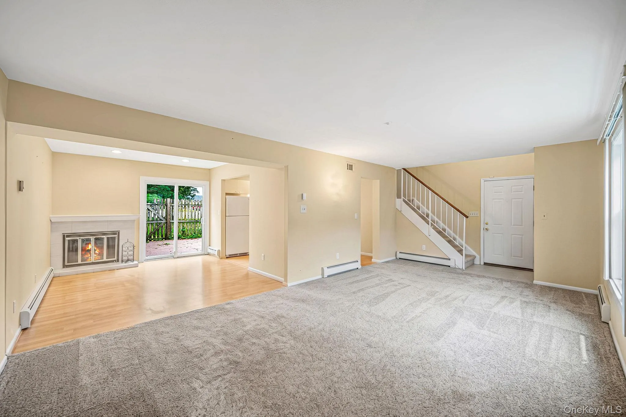14 Petersburg Court, Brookhaven, NY, 3 Bedrooms Bedrooms, 6 Rooms Rooms,1 BathroomBathrooms,Residential,For Rent,Petersburg,0,1057934 14 Petersburg Court, Brookhaven, NY, 3 Bedrooms Bedrooms, 6 Rooms Rooms,1 BathroomBathrooms,Residential,For Rent,Petersburg,0,1057934