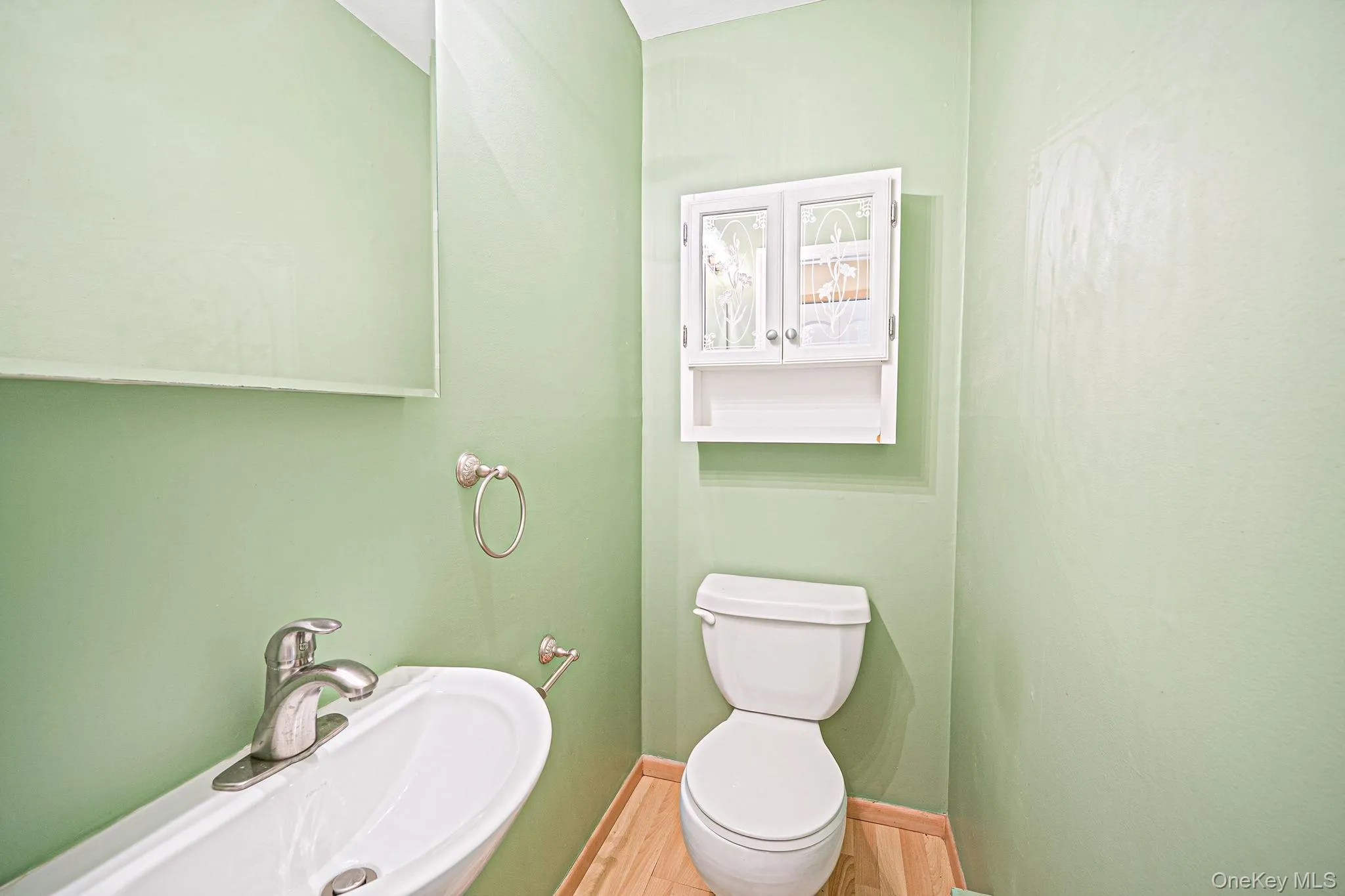 14 Petersburg Court, Brookhaven, NY, 3 Bedrooms Bedrooms, 6 Rooms Rooms,1 BathroomBathrooms,Residential,For Rent,Petersburg,0,1057934 14 Petersburg Court, Brookhaven, NY, 3 Bedrooms Bedrooms, 6 Rooms Rooms,1 BathroomBathrooms,Residential,For Rent,Petersburg,0,1057934