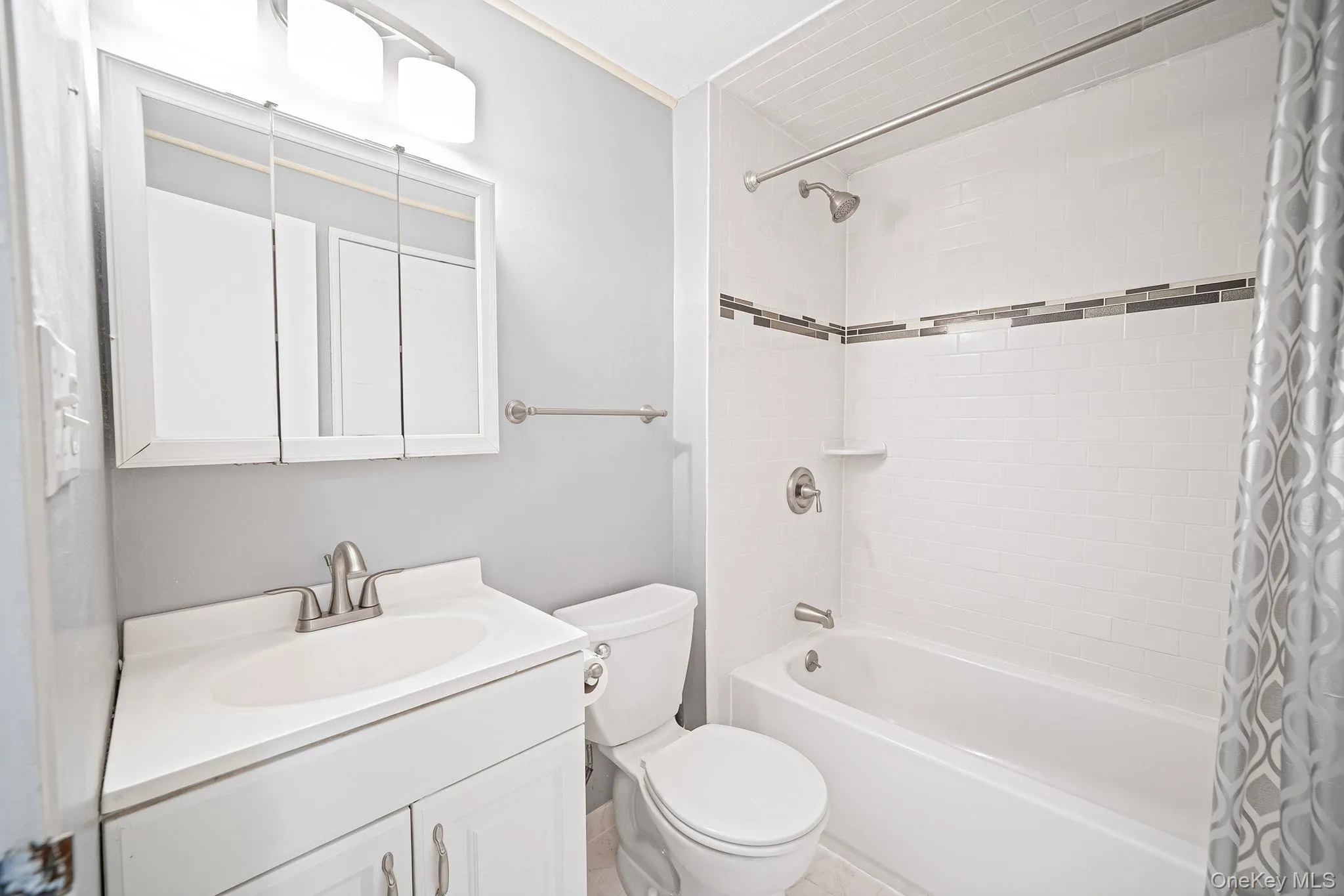 14 Petersburg Court, Brookhaven, NY, 3 Bedrooms Bedrooms, 6 Rooms Rooms,1 BathroomBathrooms,Residential,For Rent,Petersburg,0,1057934 14 Petersburg Court, Brookhaven, NY, 3 Bedrooms Bedrooms, 6 Rooms Rooms,1 BathroomBathrooms,Residential,For Rent,Petersburg,0,1057934