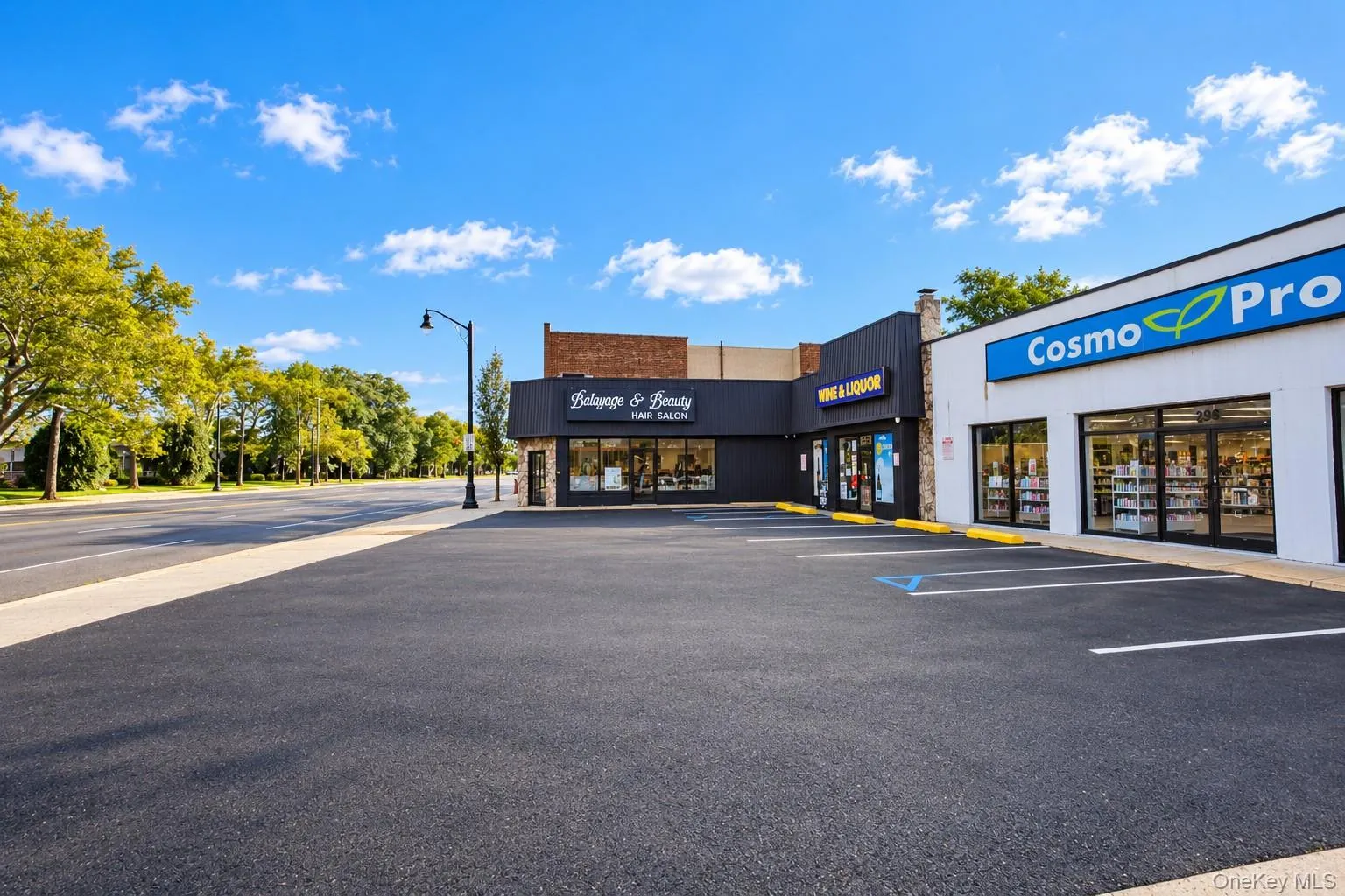 325 Sunrise Highway, Hempstead, NY, ,Commercial Lease,For Rent,Sunrise,0,1057938 325 Sunrise Highway, Hempstead, NY, ,Commercial Lease,For Rent,Sunrise,0,1057938