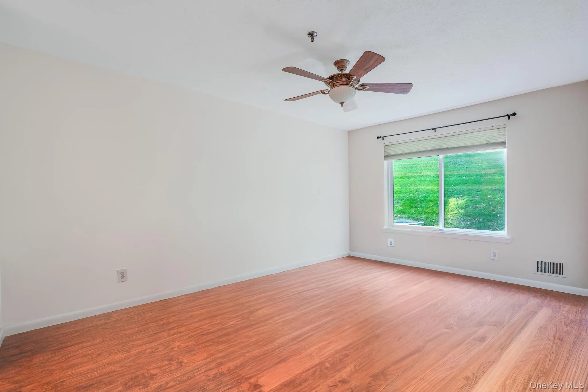 22 Cedar Pond Lane, Cortlandt, NY, 2 Bedroom Bedrooms, 5 Room Rooms,2 BathroomBathrooms,Residential Lease,For Rent,Cedar Pond,0,1057940 22 Cedar Pond Lane, Cortlandt, NY, 2 Bedroom Bedrooms, 5 Room Rooms,2 BathroomBathrooms,Residential Lease,For Rent,Cedar Pond,0,1057940