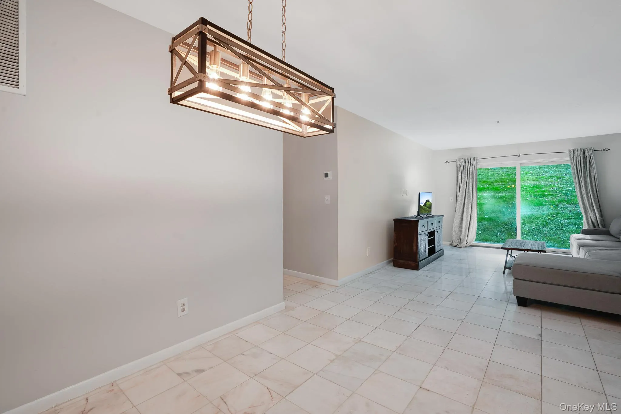 22 Cedar Pond Lane, Cortlandt, NY, 2 Bedroom Bedrooms, 5 Room Rooms,2 BathroomBathrooms,Residential Lease,For Rent,Cedar Pond,0,1057940 22 Cedar Pond Lane, Cortlandt, NY, 2 Bedroom Bedrooms, 5 Room Rooms,2 BathroomBathrooms,Residential Lease,For Rent,Cedar Pond,0,1057940