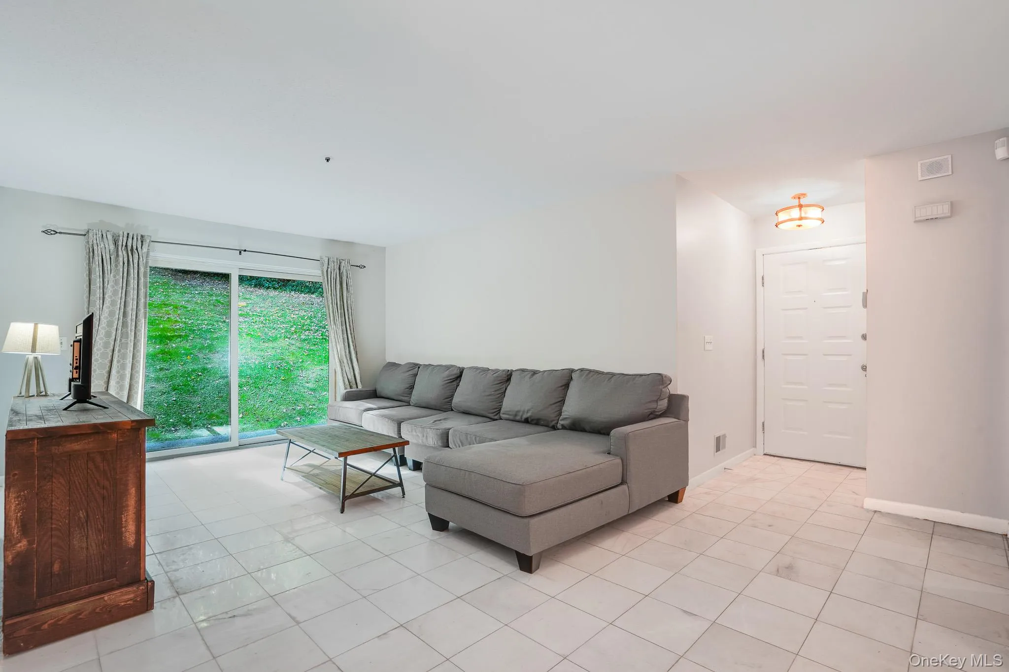 22 Cedar Pond Lane, Cortlandt, NY, 2 Bedroom Bedrooms, 5 Room Rooms,2 BathroomBathrooms,Residential Lease,For Rent,Cedar Pond,0,1057940 22 Cedar Pond Lane, Cortlandt, NY, 2 Bedroom Bedrooms, 5 Room Rooms,2 BathroomBathrooms,Residential Lease,For Rent,Cedar Pond,0,1057940
