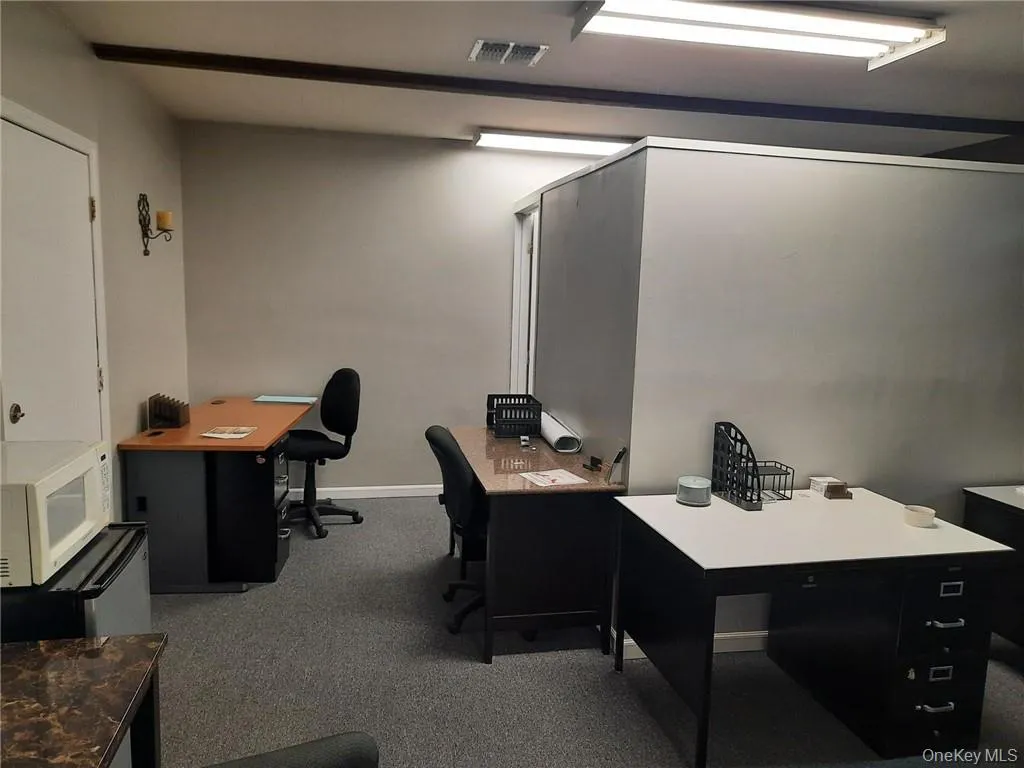 200 Route 32, Woodbury, NY, ,Commercial Lease,For Rent,Route 32,0,1057943 200 Route 32, Woodbury, NY, ,Commercial Lease,For Rent,Route 32,0,1057943