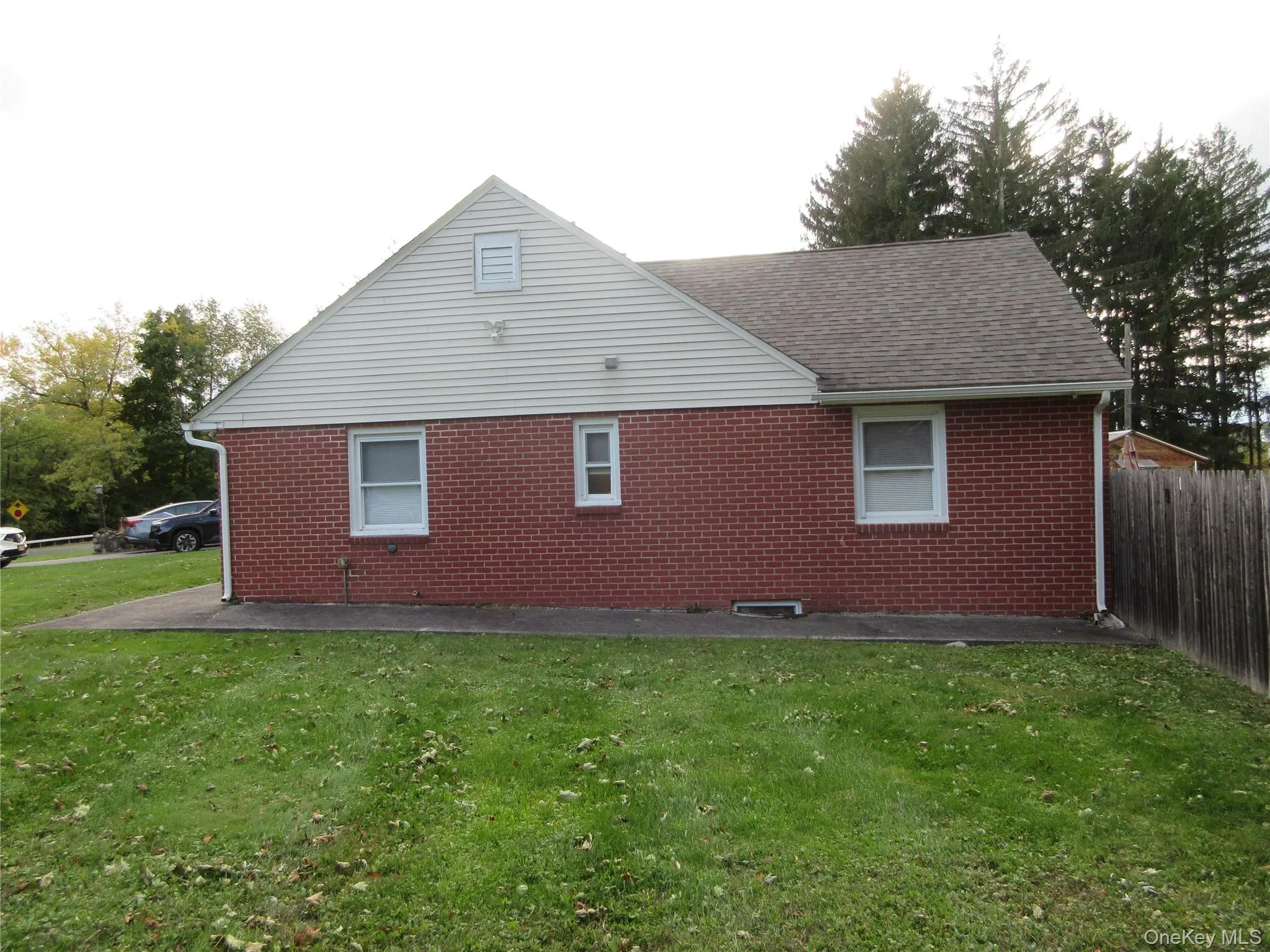 51 Overhill Road, Middletown, NY, 3 Bedrooms Bedrooms, 7 Rooms Rooms,1 BathroomBathrooms,Residential,For Rent,Overhill,0,1057947 51 Overhill Road, Middletown, NY, 3 Bedrooms Bedrooms, 7 Rooms Rooms,1 BathroomBathrooms,Residential,For Rent,Overhill,0,1057947