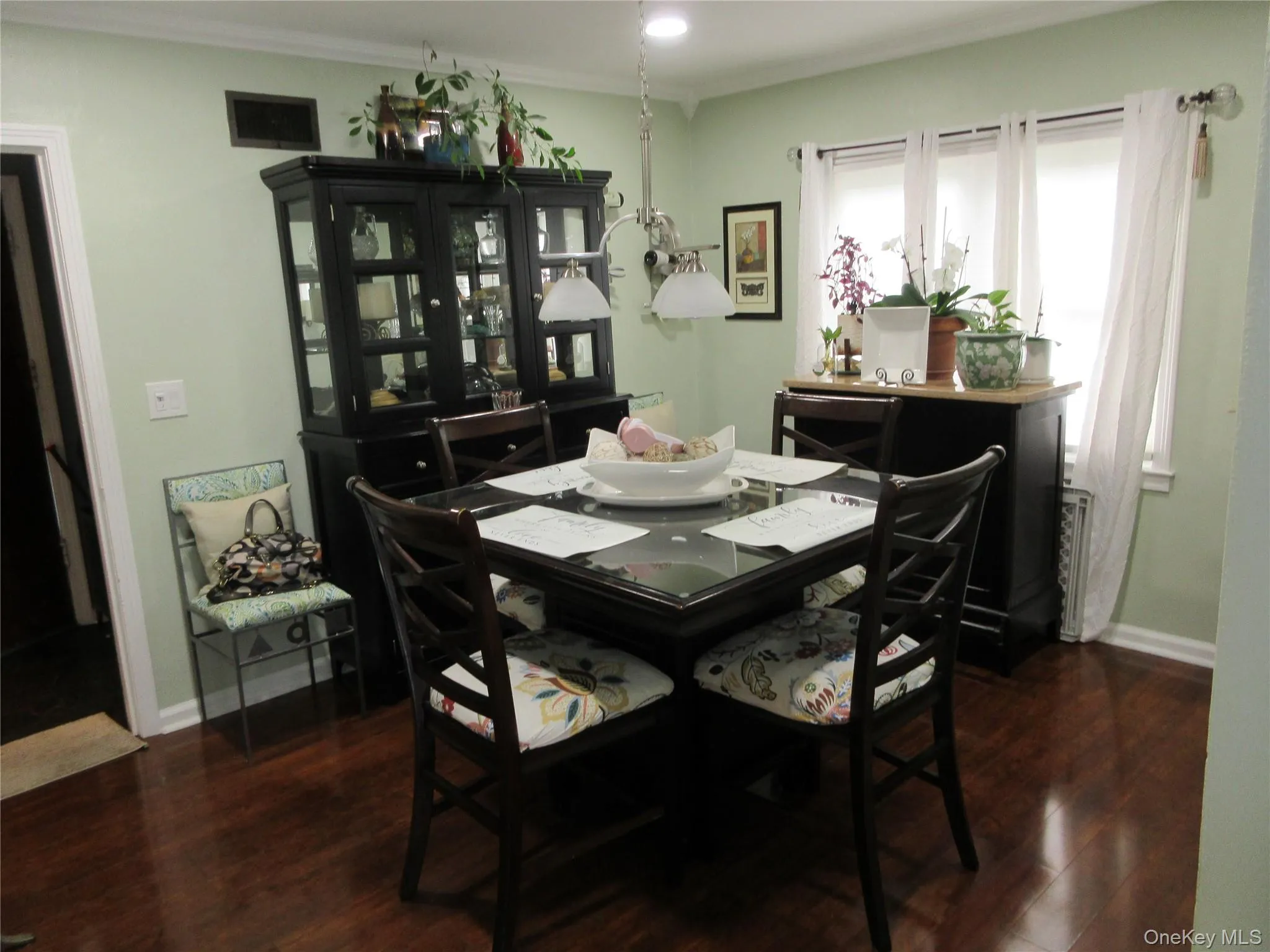 51 Overhill Road, Middletown, NY, 3 Bedrooms Bedrooms, 7 Rooms Rooms,1 BathroomBathrooms,Residential,For Rent,Overhill,0,1057947 51 Overhill Road, Middletown, NY, 3 Bedrooms Bedrooms, 7 Rooms Rooms,1 BathroomBathrooms,Residential,For Rent,Overhill,0,1057947