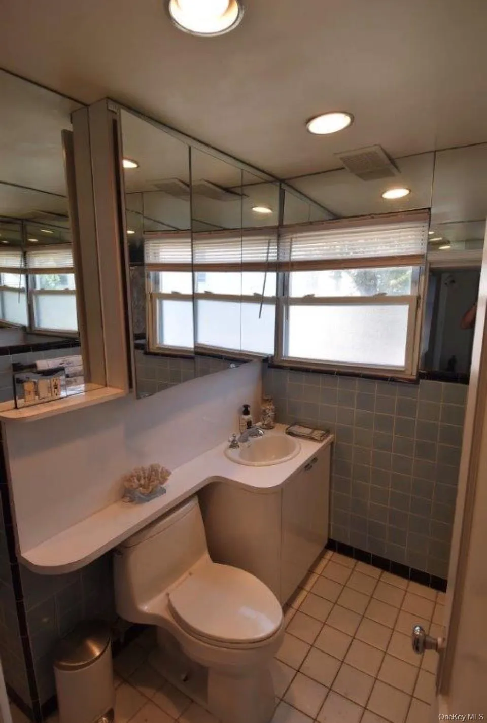 36 Trenton Avenue, Hempstead, NY, 4 Bedrooms Bedrooms, 9 Rooms Rooms,3 BathroomsBathrooms,Residential Lease,For Rent,Trenton,0,1057949 36 Trenton Avenue, Hempstead, NY, 4 Bedrooms Bedrooms, 9 Rooms Rooms,3 BathroomsBathrooms,Residential Lease,For Rent,Trenton,0,1057949