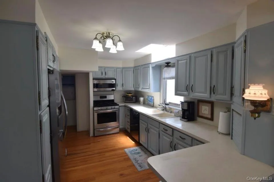 36 Trenton Avenue, Hempstead, NY, 4 Bedrooms Bedrooms, 9 Rooms Rooms,3 BathroomsBathrooms,Residential Lease,For Rent,Trenton,0,1057949 36 Trenton Avenue, Hempstead, NY, 4 Bedrooms Bedrooms, 9 Rooms Rooms,3 BathroomsBathrooms,Residential Lease,For Rent,Trenton,0,1057949