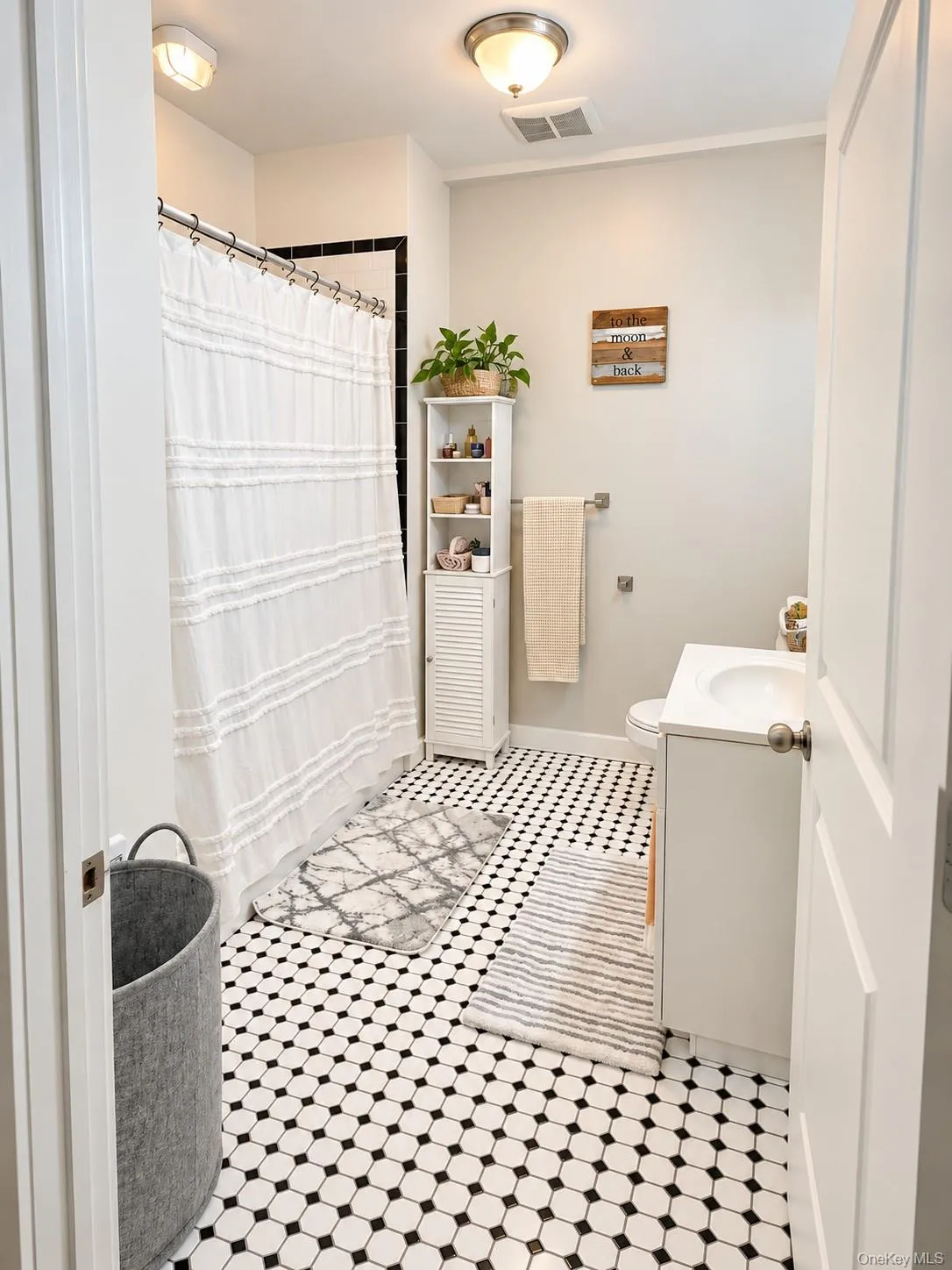 135 Main Street, Ossining, NY, 1 Bedroom Bedrooms, 3 Rooms Rooms,1 BathroomBathrooms,Residential,For Rent,Main,0,1057950 135 Main Street, Ossining, NY, 1 Bedroom Bedrooms, 3 Rooms Rooms,1 BathroomBathrooms,Residential,For Rent,Main,0,1057950