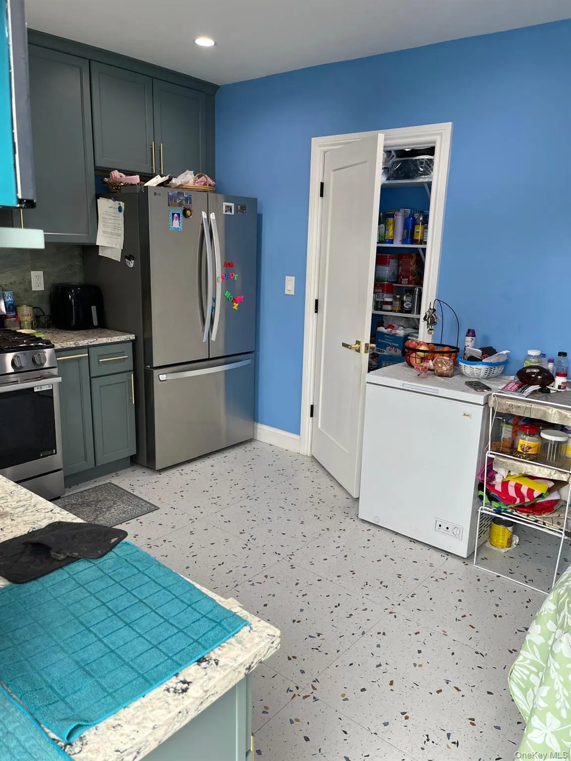 165-19 Chapin Court, New York, NY, 9 Bedrooms Bedrooms, 17 Rooms Rooms,4 BathroomsBathrooms,Residential,For Rent,Chapin Court,0,1057953 165-19 Chapin Court, New York, NY, 9 Bedrooms Bedrooms, 17 Rooms Rooms,4 BathroomsBathrooms,Residential,For Rent,Chapin Court,0,1057953