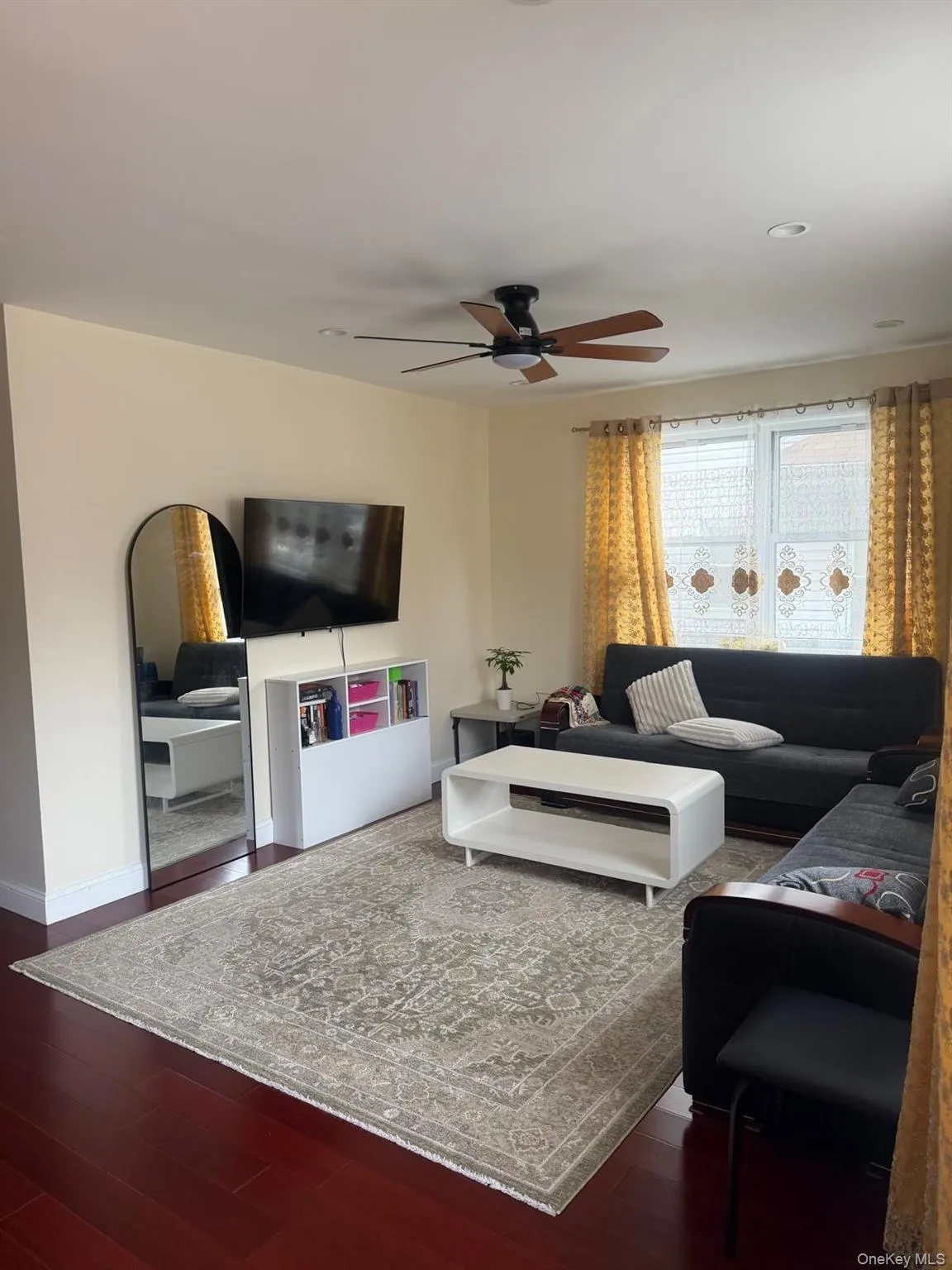 165-19 Chapin Court, New York, NY, 9 Bedrooms Bedrooms, 17 Rooms Rooms,4 BathroomsBathrooms,Residential,For Rent,Chapin Court,0,1057953 165-19 Chapin Court, New York, NY, 9 Bedrooms Bedrooms, 17 Rooms Rooms,4 BathroomsBathrooms,Residential,For Rent,Chapin Court,0,1057953