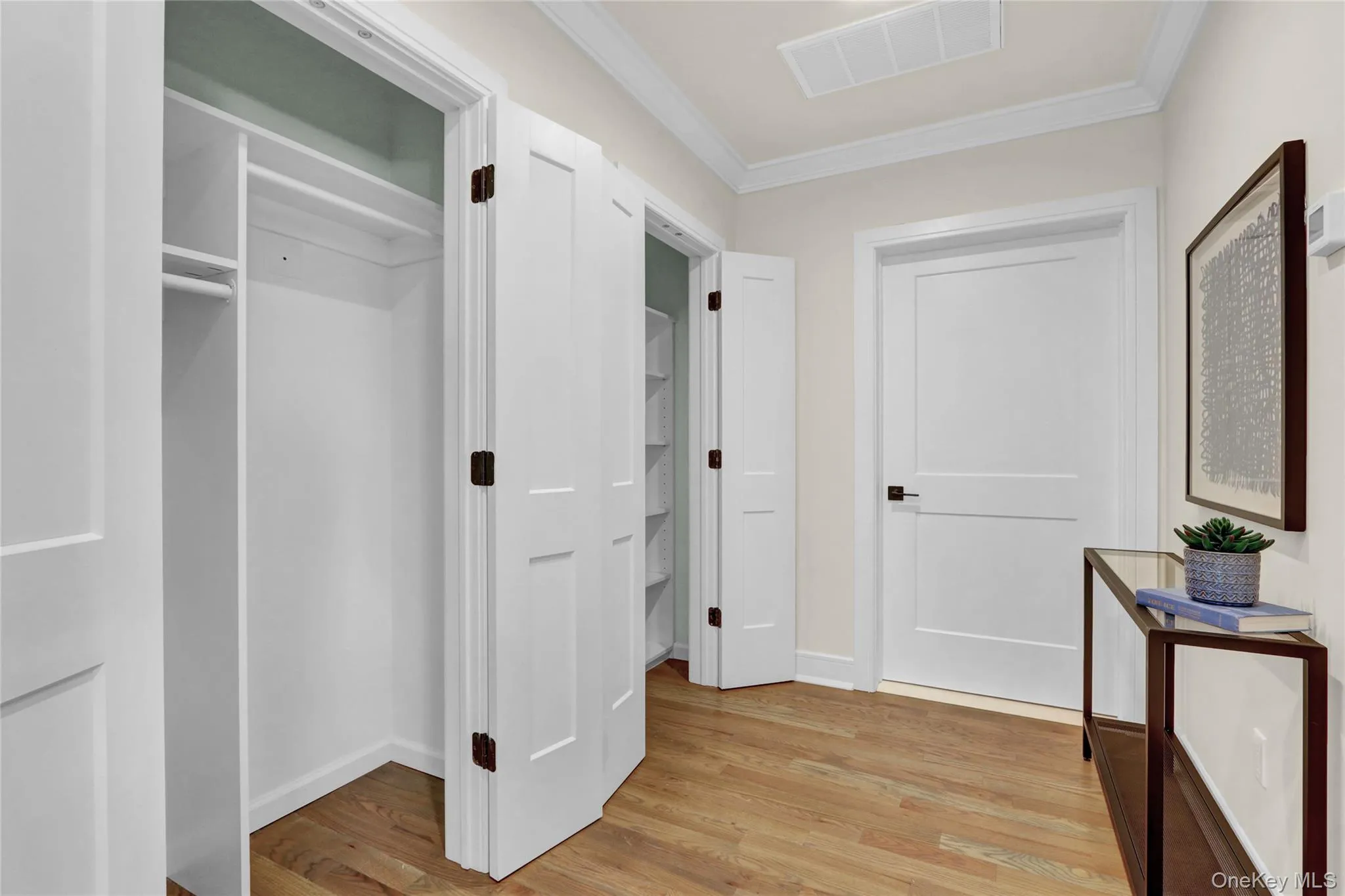500 1st Avenue, North Hempstead, NY, 1 Bedroom Bedrooms, 3 Room Rooms,1 BathroomBathrooms,Residential Lease,For Rent,1st,0,1057960 500 1st Avenue, North Hempstead, NY, 1 Bedroom Bedrooms, 3 Room Rooms,1 BathroomBathrooms,Residential Lease,For Rent,1st,0,1057960