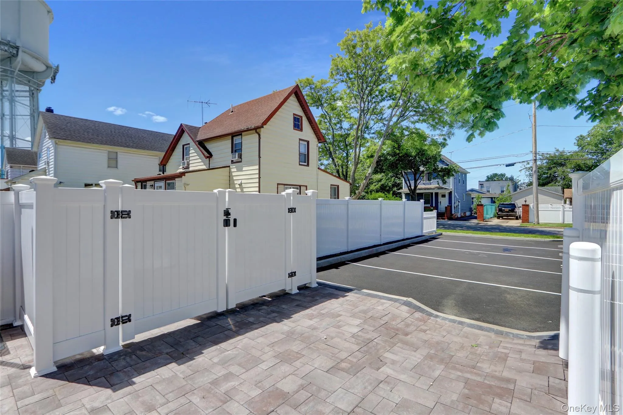 500 1st Avenue, North Hempstead, NY, 1 Bedroom Bedrooms, 3 Room Rooms,1 BathroomBathrooms,Residential Lease,For Rent,1st,0,1057960 500 1st Avenue, North Hempstead, NY, 1 Bedroom Bedrooms, 3 Room Rooms,1 BathroomBathrooms,Residential Lease,For Rent,1st,0,1057960