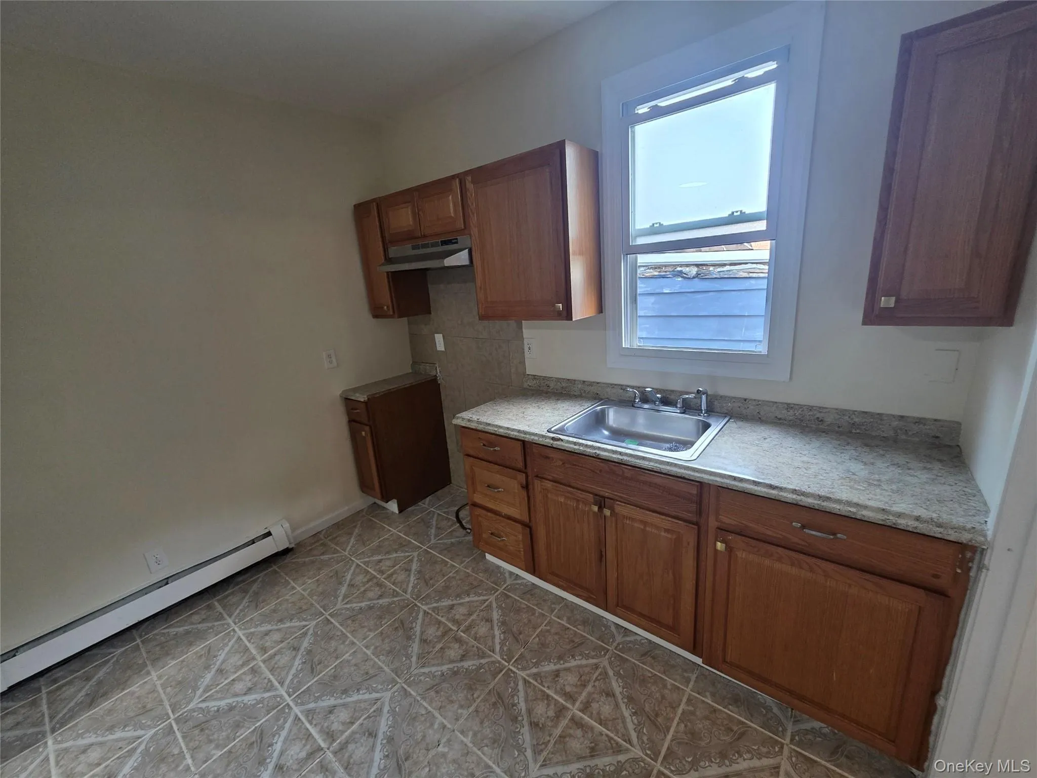 127 Parmenter Street, Newburgh (city), NY, 2 Bedrooms Bedrooms, 6 Rooms Rooms,1 BathroomBathrooms,Residential Lease,For Rent,Parmenter,0,1057967 127 Parmenter Street, Newburgh (city), NY, 2 Bedrooms Bedrooms, 6 Rooms Rooms,1 BathroomBathrooms,Residential Lease,For Rent,Parmenter,0,1057967
