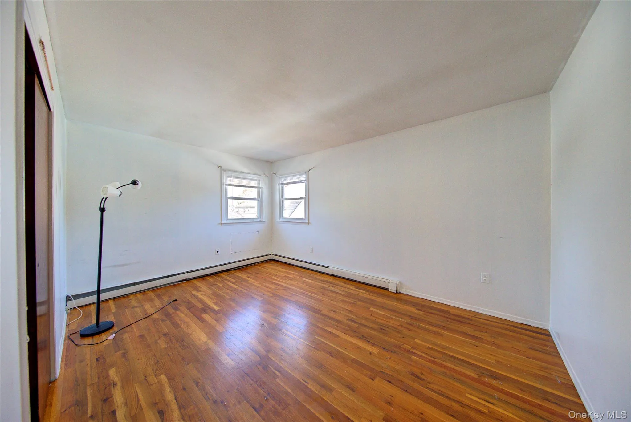 870 Garfield Street, Hempstead, NY, 3 Bedroom Bedrooms, 6 Room Rooms,2 BathroomBathrooms,Residential Lease,For Rent,Garfield,0,1057976 870 Garfield Street, Hempstead, NY, 3 Bedroom Bedrooms, 6 Room Rooms,2 BathroomBathrooms,Residential Lease,For Rent,Garfield,0,1057976