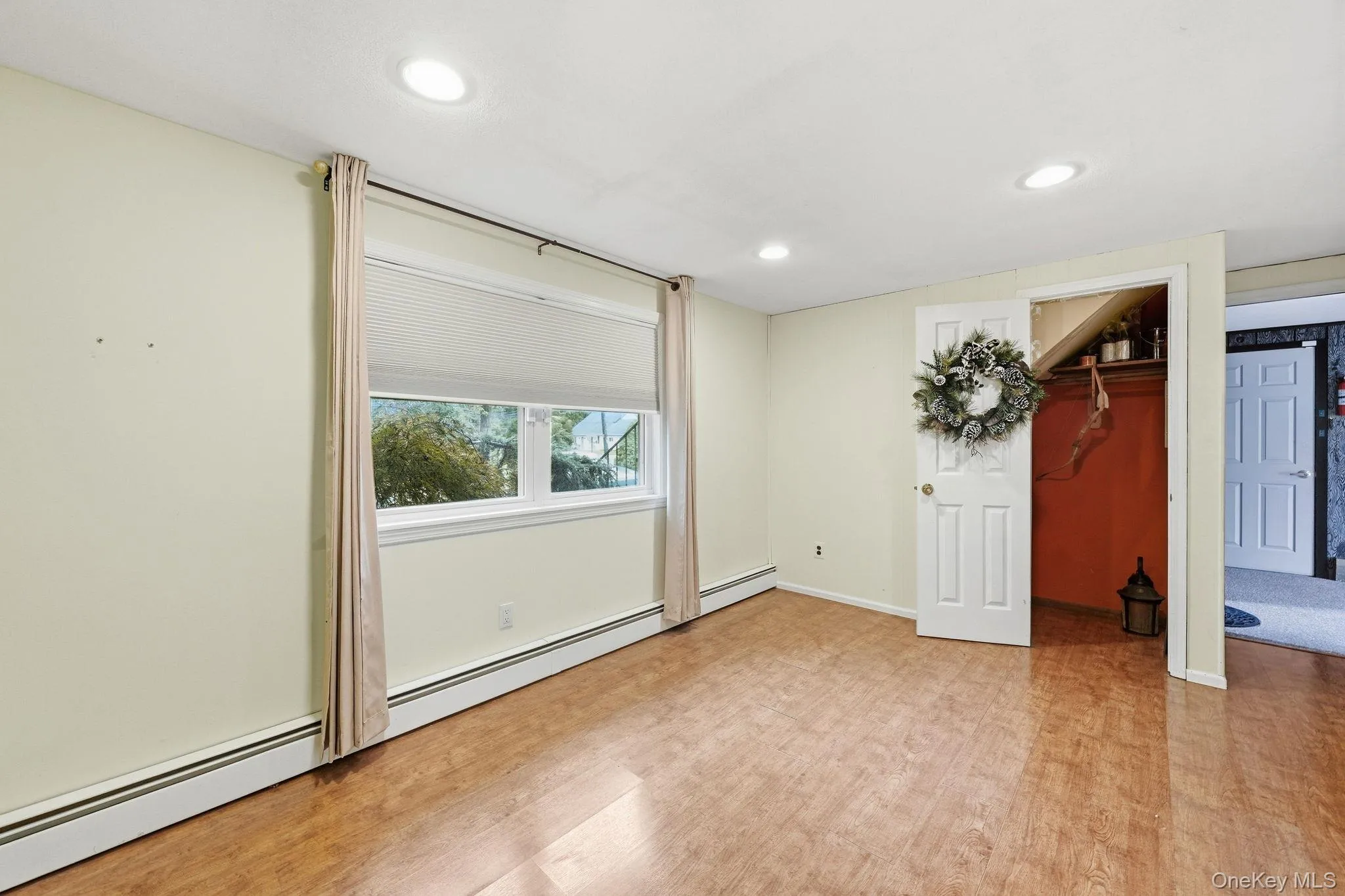 295 Depot Road, Huntington, NY, 3 Bedrooms Bedrooms, 7 Rooms Rooms,2 BathroomsBathrooms,Residential,For Rent,Depot,0,1057978 295 Depot Road, Huntington, NY, 3 Bedrooms Bedrooms, 7 Rooms Rooms,2 BathroomsBathrooms,Residential,For Rent,Depot,0,1057978