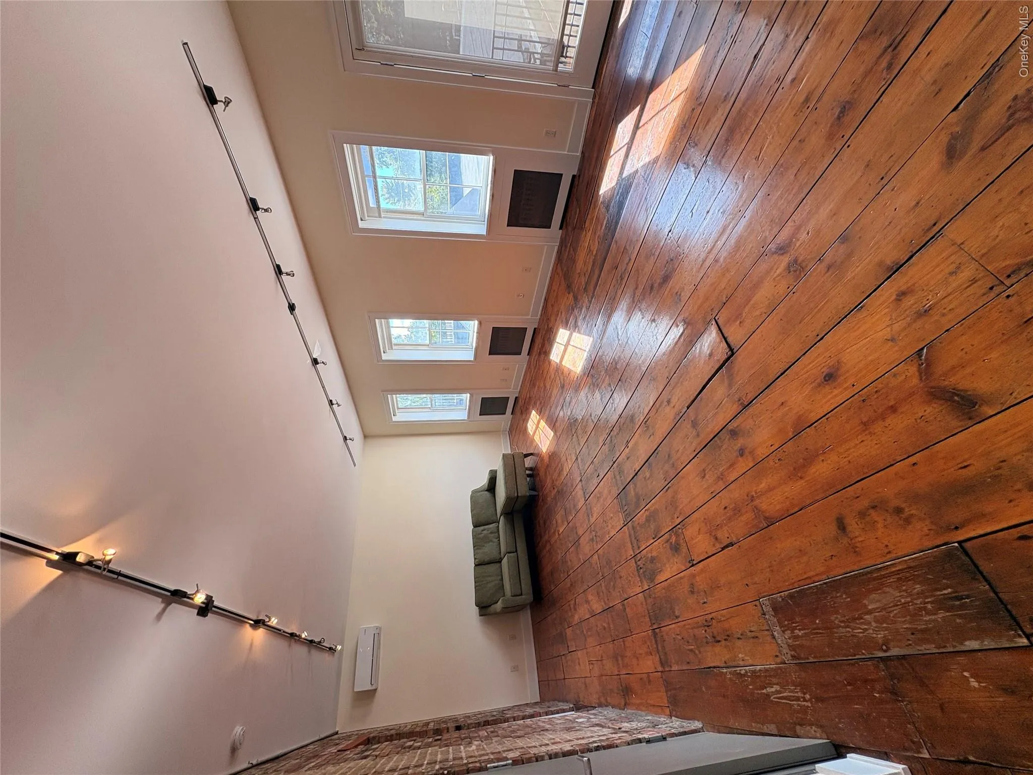 199 Main Street, Beacon, NY, 2 Bedrooms Bedrooms, 4 Rooms Rooms,2 BathroomsBathrooms,Residential Lease,For Rent,Main,0,1057988 199 Main Street, Beacon, NY, 2 Bedrooms Bedrooms, 4 Rooms Rooms,2 BathroomsBathrooms,Residential Lease,For Rent,Main,0,1057988