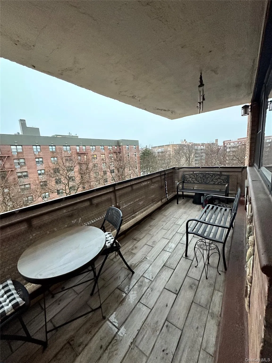 5L Balcony 5L Balcony