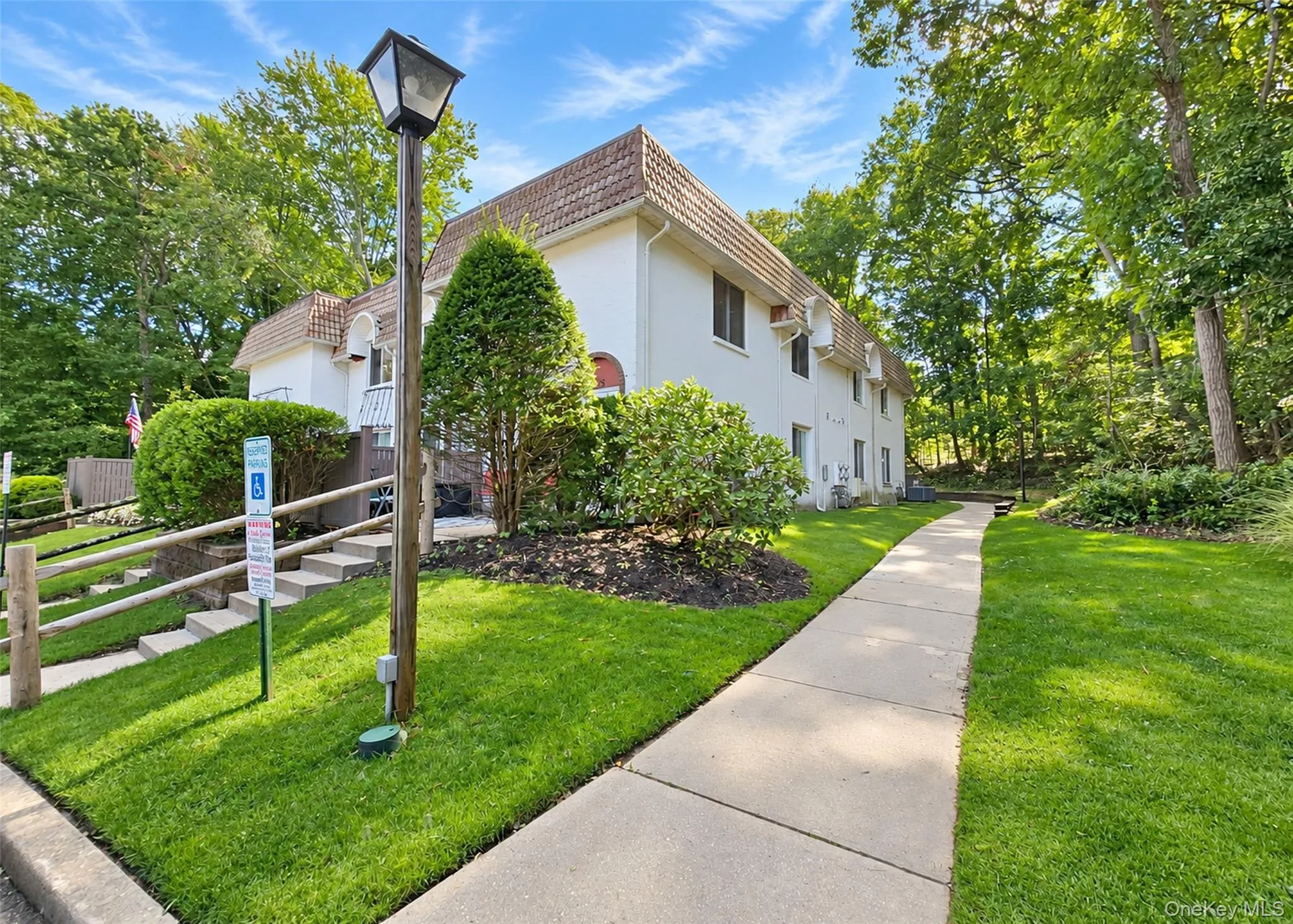 305 Brettonwoods Drive, Brookhaven, NY, 1 Bedroom Bedrooms, 4 Rooms Rooms,1 BathroomBathrooms,Residential,For Rent,Brettonwoods,0,1058001 305 Brettonwoods Drive, Brookhaven, NY, 1 Bedroom Bedrooms, 4 Rooms Rooms,1 BathroomBathrooms,Residential,For Rent,Brettonwoods,0,1058001