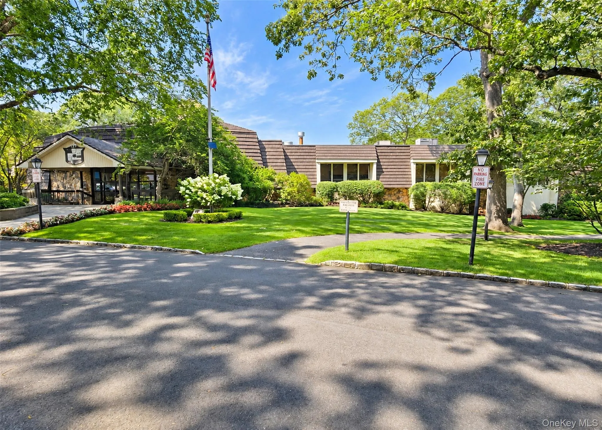 305 Brettonwoods Drive, Brookhaven, NY, 1 Bedroom Bedrooms, 4 Rooms Rooms,1 BathroomBathrooms,Residential,For Rent,Brettonwoods,0,1058001 305 Brettonwoods Drive, Brookhaven, NY, 1 Bedroom Bedrooms, 4 Rooms Rooms,1 BathroomBathrooms,Residential,For Rent,Brettonwoods,0,1058001