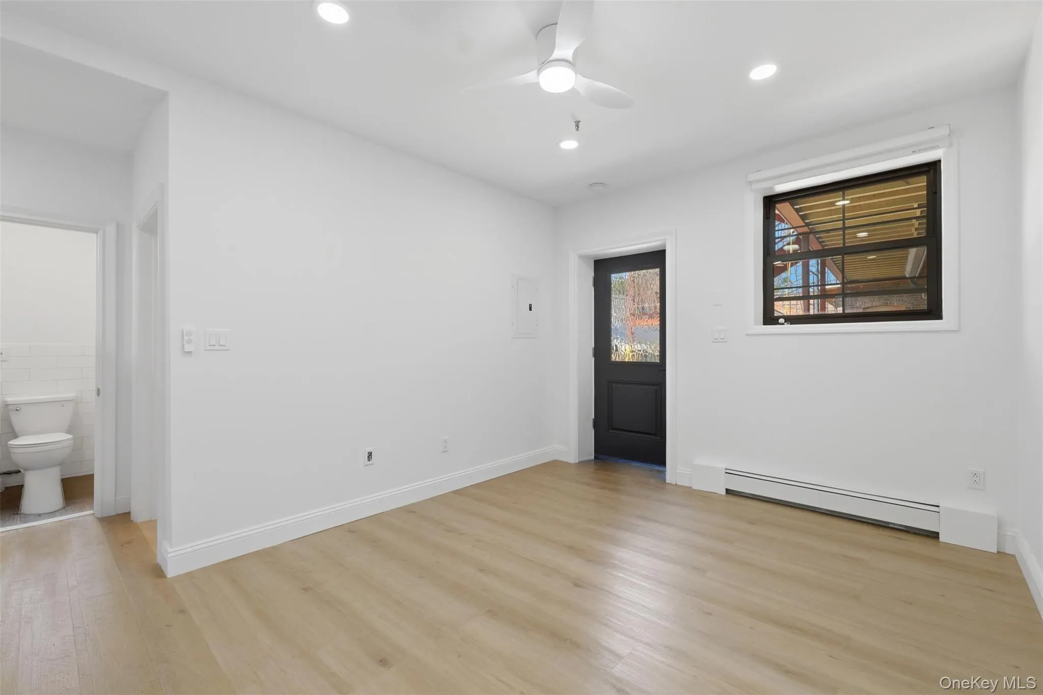 209 Main Street, Beacon, NY, 1 Bedroom Bedrooms, 3 Room Rooms,1 BathroomBathrooms,Residential Lease,For Rent,Main,0,1058003 209 Main Street, Beacon, NY, 1 Bedroom Bedrooms, 3 Room Rooms,1 BathroomBathrooms,Residential Lease,For Rent,Main,0,1058003