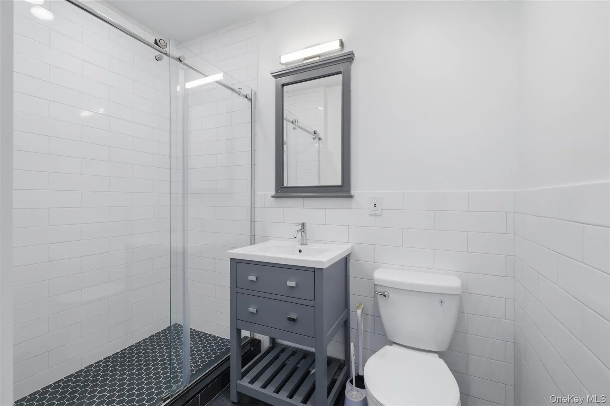 209 Main Street, Beacon, NY, 1 Bedroom Bedrooms, 3 Room Rooms,1 BathroomBathrooms,Residential Lease,For Rent,Main,0,1058003 209 Main Street, Beacon, NY, 1 Bedroom Bedrooms, 3 Room Rooms,1 BathroomBathrooms,Residential Lease,For Rent,Main,0,1058003