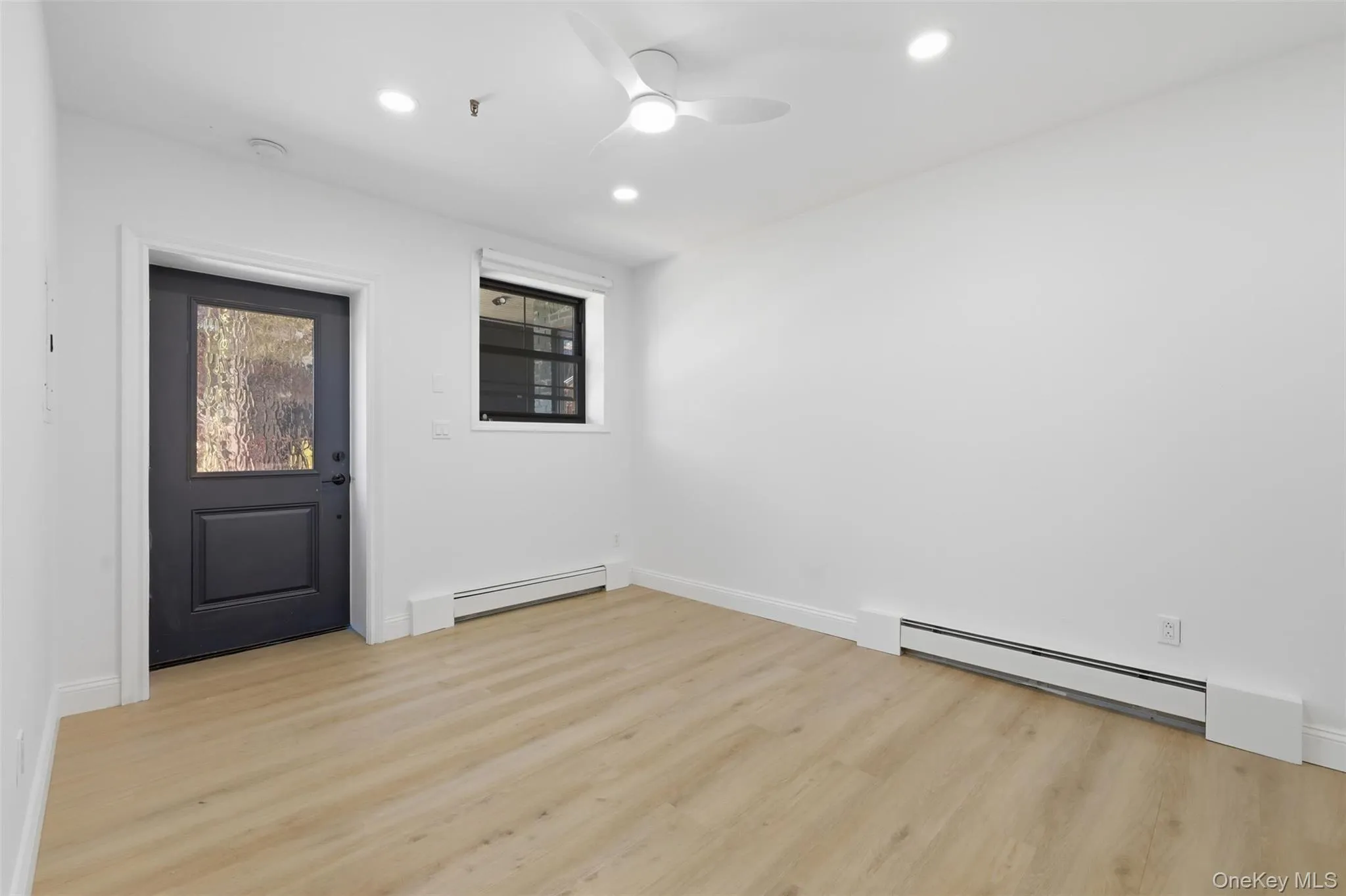 209 Main Street, Beacon, NY, 1 Bedroom Bedrooms, 3 Room Rooms,1 BathroomBathrooms,Residential Lease,For Rent,Main,0,1058003 209 Main Street, Beacon, NY, 1 Bedroom Bedrooms, 3 Room Rooms,1 BathroomBathrooms,Residential Lease,For Rent,Main,0,1058003