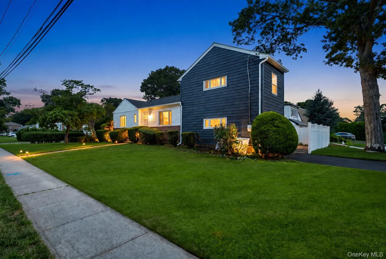 1980 Cameron Avenue, Hempstead, NY, 3 Bedrooms Bedrooms, 7 Rooms Rooms,2 BathroomsBathrooms,Residential,For Rent,Cameron,0,1058010 1980 Cameron Avenue, Hempstead, NY, 3 Bedrooms Bedrooms, 7 Rooms Rooms,2 BathroomsBathrooms,Residential,For Rent,Cameron,0,1058010