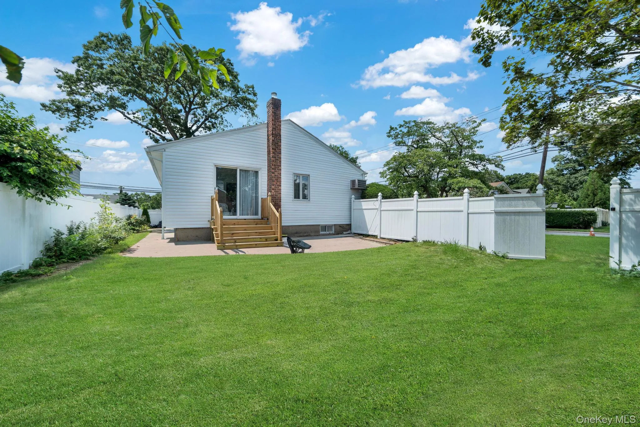 1980 Cameron Avenue, Hempstead, NY, 3 Bedrooms Bedrooms, 7 Rooms Rooms,2 BathroomsBathrooms,Residential,For Rent,Cameron,0,1058010 1980 Cameron Avenue, Hempstead, NY, 3 Bedrooms Bedrooms, 7 Rooms Rooms,2 BathroomsBathrooms,Residential,For Rent,Cameron,0,1058010