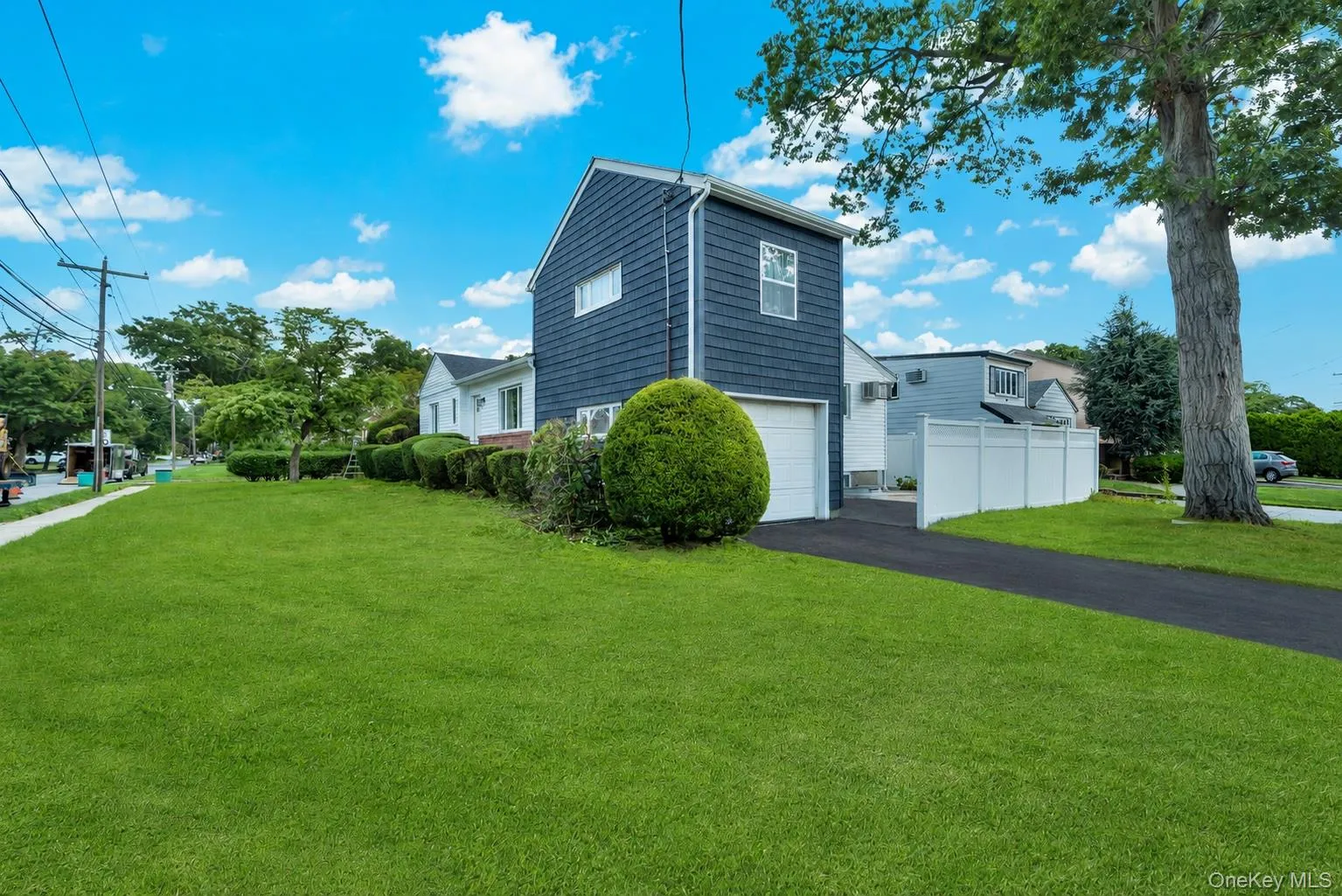 1980 Cameron Avenue, Hempstead, NY, 3 Bedrooms Bedrooms, 7 Rooms Rooms,2 BathroomsBathrooms,Residential,For Rent,Cameron,0,1058010 1980 Cameron Avenue, Hempstead, NY, 3 Bedrooms Bedrooms, 7 Rooms Rooms,2 BathroomsBathrooms,Residential,For Rent,Cameron,0,1058010