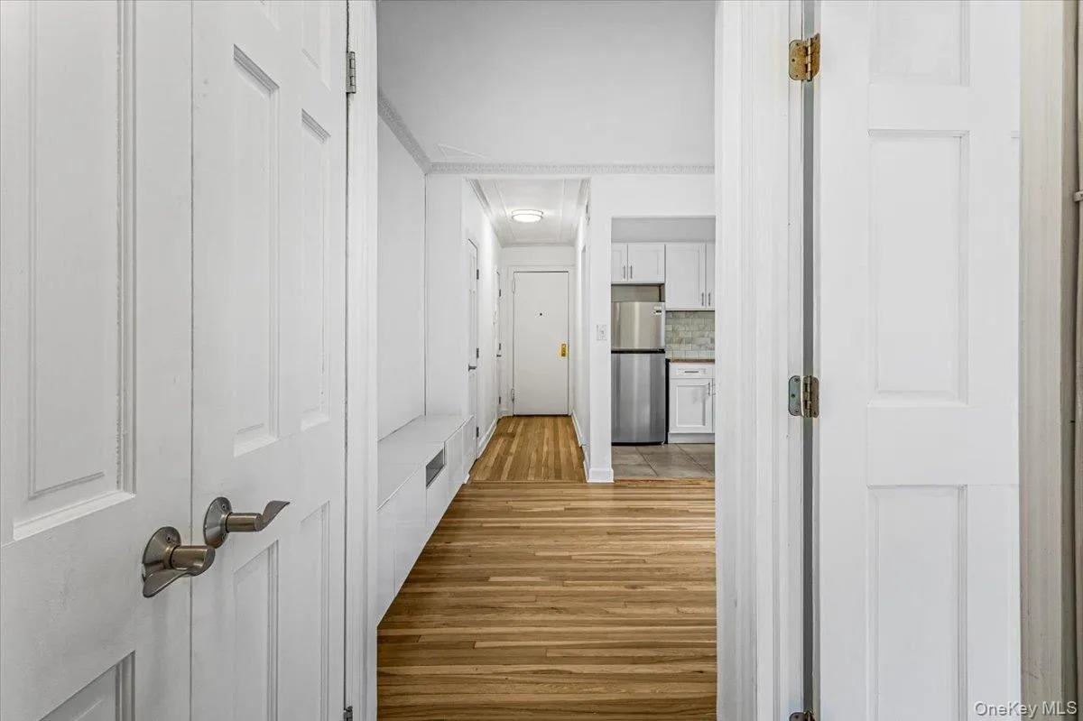 5136 30th Avenue, New York, NY, 1 Bedroom Bedrooms, 3 Rooms Rooms,1 BathroomBathrooms,Residential,For Rent,30th,0,1058016 5136 30th Avenue, New York, NY, 1 Bedroom Bedrooms, 3 Rooms Rooms,1 BathroomBathrooms,Residential,For Rent,30th,0,1058016