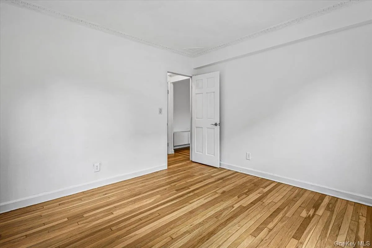 5136 30th Avenue, New York, NY, 1 Bedroom Bedrooms, 3 Rooms Rooms,1 BathroomBathrooms,Residential,For Rent,30th,0,1058016 5136 30th Avenue, New York, NY, 1 Bedroom Bedrooms, 3 Rooms Rooms,1 BathroomBathrooms,Residential,For Rent,30th,0,1058016
