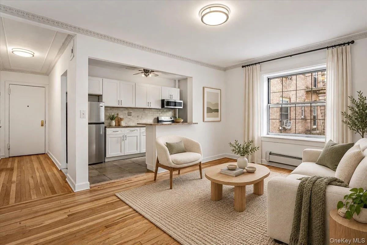 5136 30th Avenue, New York, NY, 1 Bedroom Bedrooms, 3 Rooms Rooms,1 BathroomBathrooms,Residential,For Rent,30th,0,1058016 5136 30th Avenue, New York, NY, 1 Bedroom Bedrooms, 3 Rooms Rooms,1 BathroomBathrooms,Residential,For Rent,30th,0,1058016