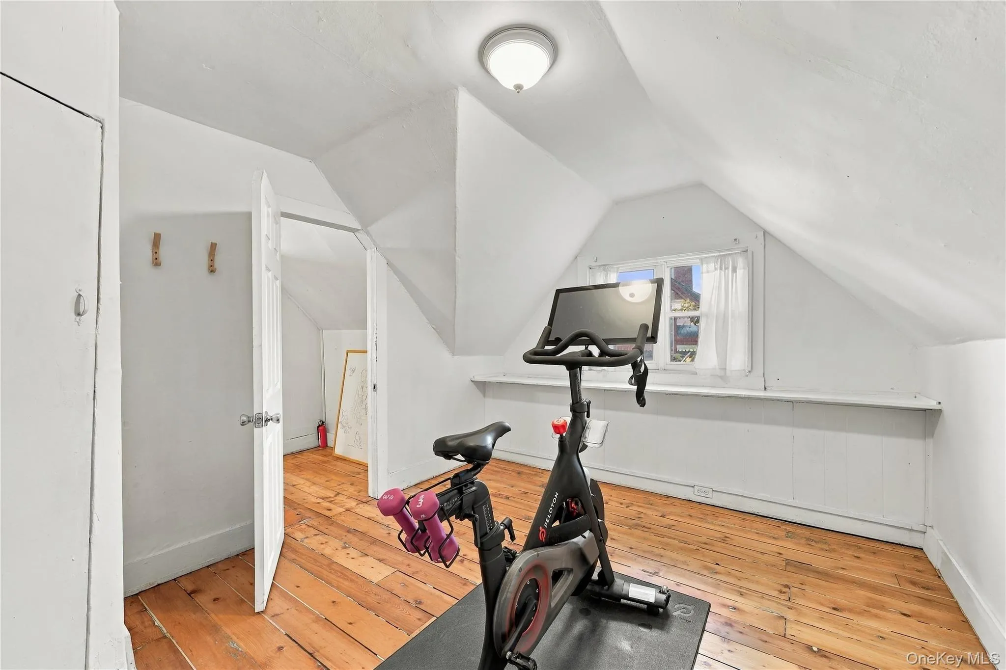 6 Saint James Court, Kingston, NY, 4 Bedrooms Bedrooms, 11 Rooms Rooms,1 BathroomBathrooms,Residential,For Rent,Saint James,0,1058019 6 Saint James Court, Kingston, NY, 4 Bedrooms Bedrooms, 11 Rooms Rooms,1 BathroomBathrooms,Residential,For Rent,Saint James,0,1058019