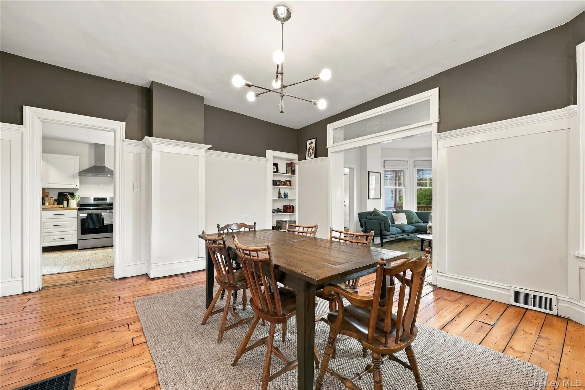 6 Saint James Court, Kingston, NY, 4 Bedrooms Bedrooms, 11 Rooms Rooms,1 BathroomBathrooms,Residential,For Rent,Saint James,0,1058019 6 Saint James Court, Kingston, NY, 4 Bedrooms Bedrooms, 11 Rooms Rooms,1 BathroomBathrooms,Residential,For Rent,Saint James,0,1058019
