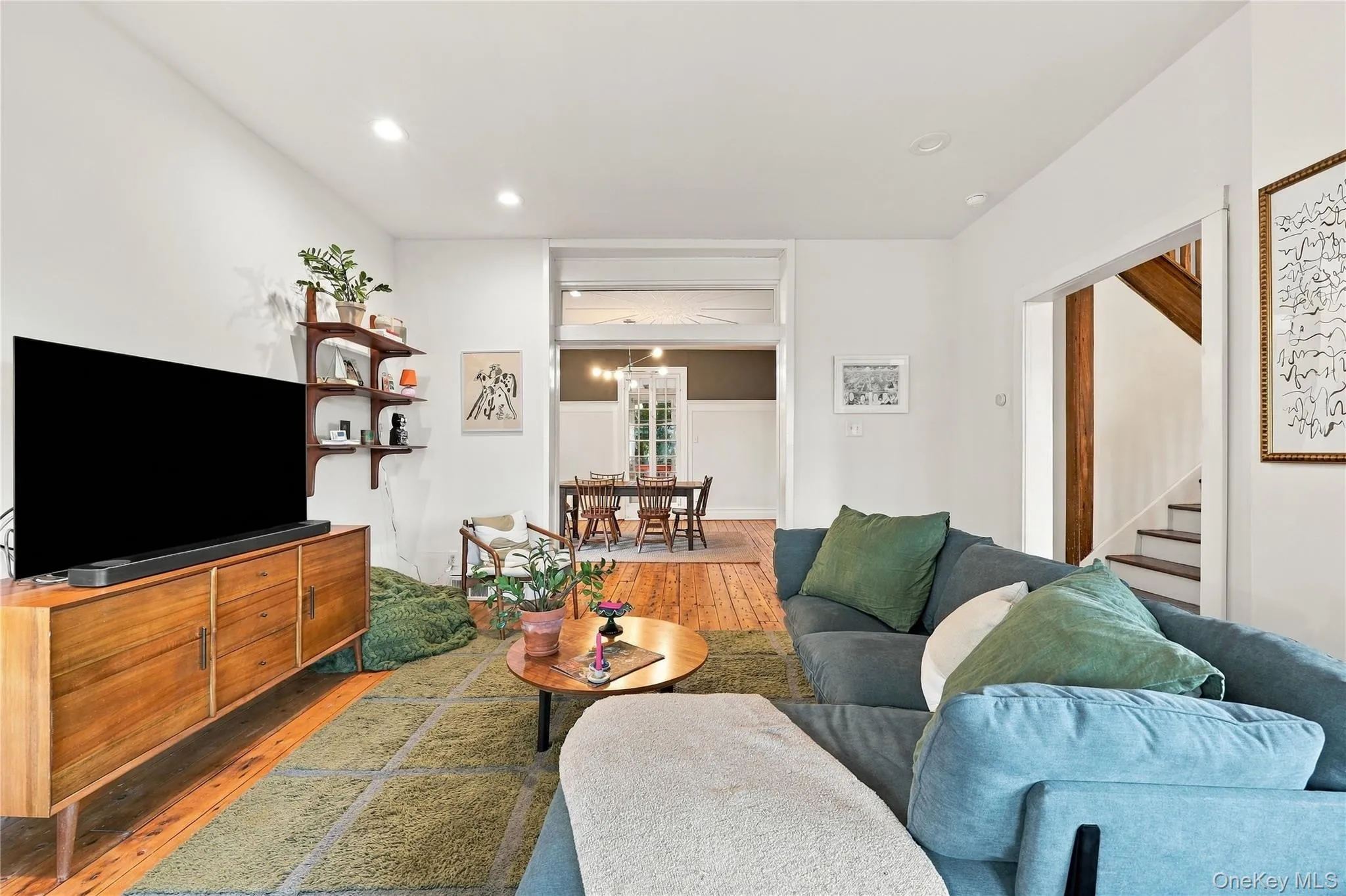 6 Saint James Court, Kingston, NY, 4 Bedrooms Bedrooms, 11 Rooms Rooms,1 BathroomBathrooms,Residential,For Rent,Saint James,0,1058019 6 Saint James Court, Kingston, NY, 4 Bedrooms Bedrooms, 11 Rooms Rooms,1 BathroomBathrooms,Residential,For Rent,Saint James,0,1058019