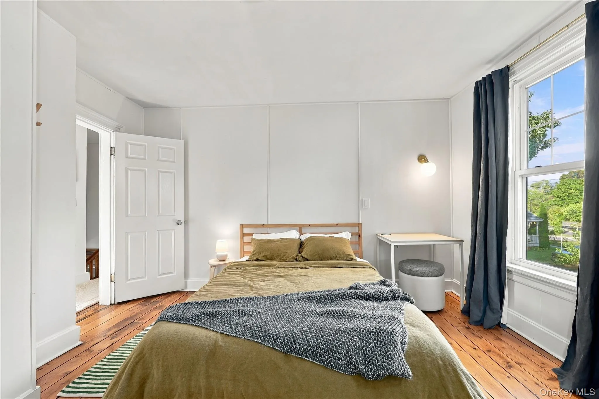 6 Saint James Court, Kingston, NY, 4 Bedrooms Bedrooms, 11 Rooms Rooms,1 BathroomBathrooms,Residential,For Rent,Saint James,0,1058019 6 Saint James Court, Kingston, NY, 4 Bedrooms Bedrooms, 11 Rooms Rooms,1 BathroomBathrooms,Residential,For Rent,Saint James,0,1058019