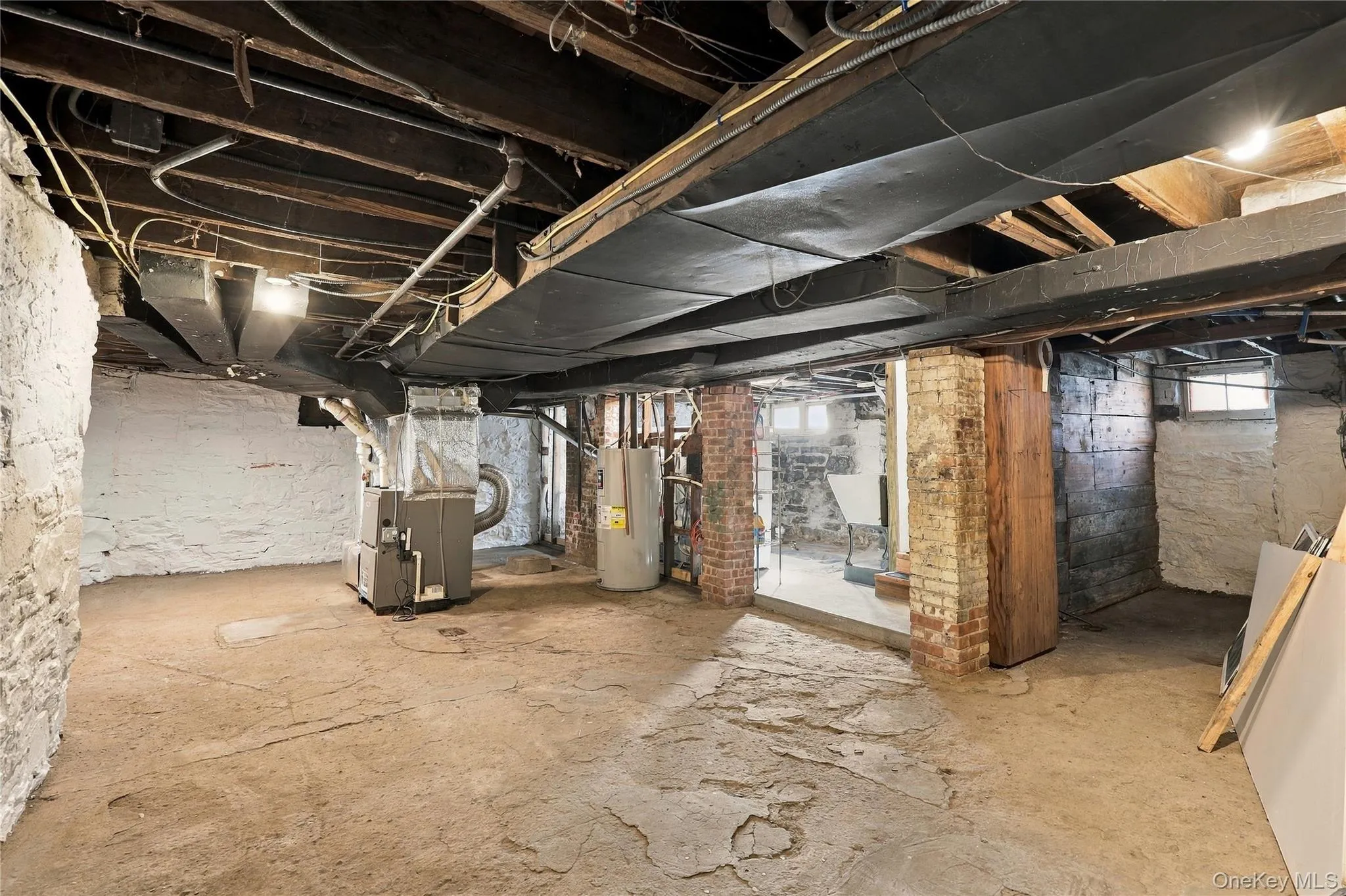 6 Saint James Court, Kingston, NY, 4 Bedrooms Bedrooms, 11 Rooms Rooms,1 BathroomBathrooms,Residential,For Rent,Saint James,0,1058019 6 Saint James Court, Kingston, NY, 4 Bedrooms Bedrooms, 11 Rooms Rooms,1 BathroomBathrooms,Residential,For Rent,Saint James,0,1058019